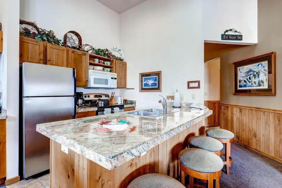 Jackpine & Black Bear Condos by Vail Resorts