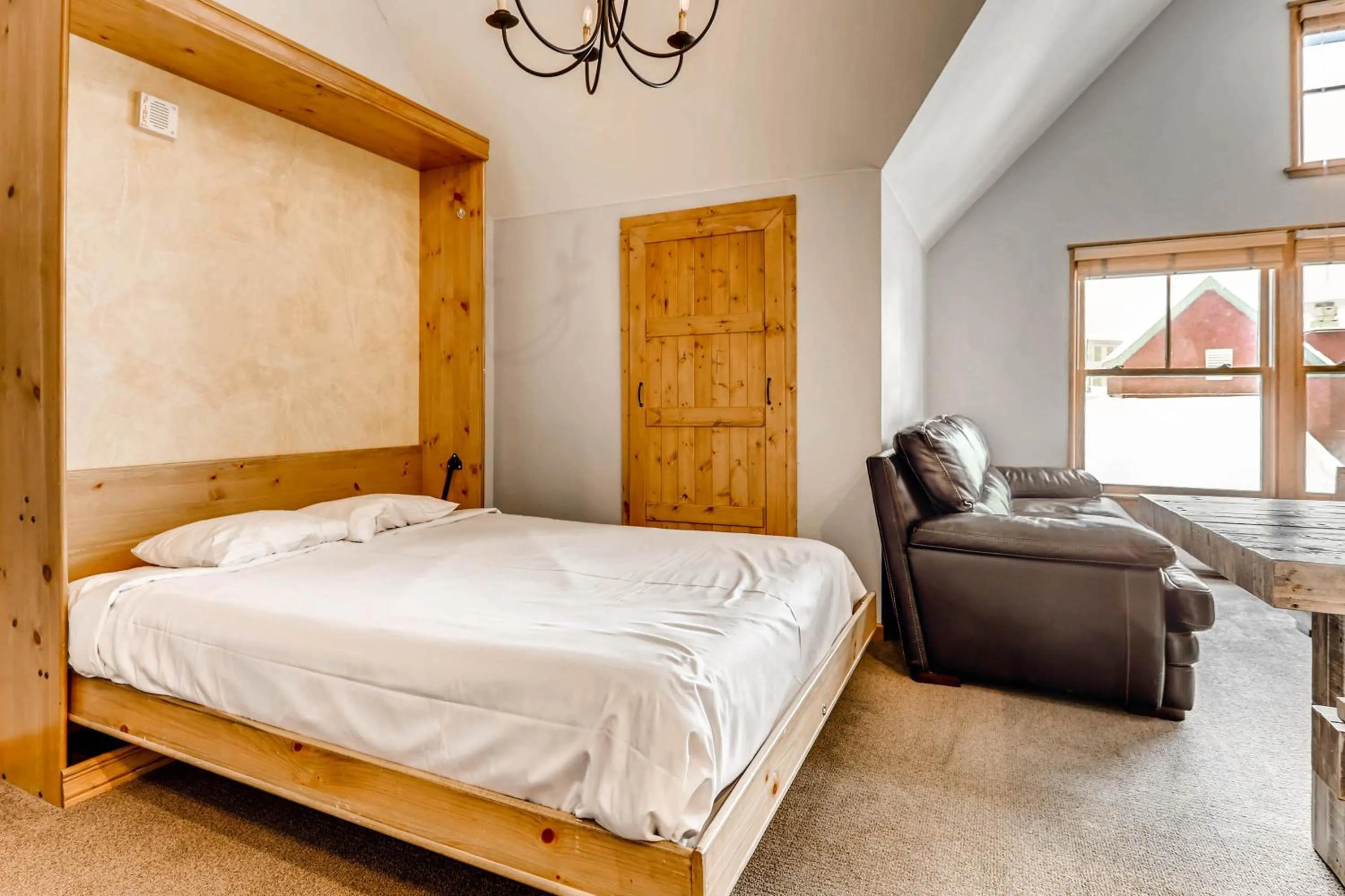 Living room, Bed in Jackpine & Black Bear Condos by Vail Resorts