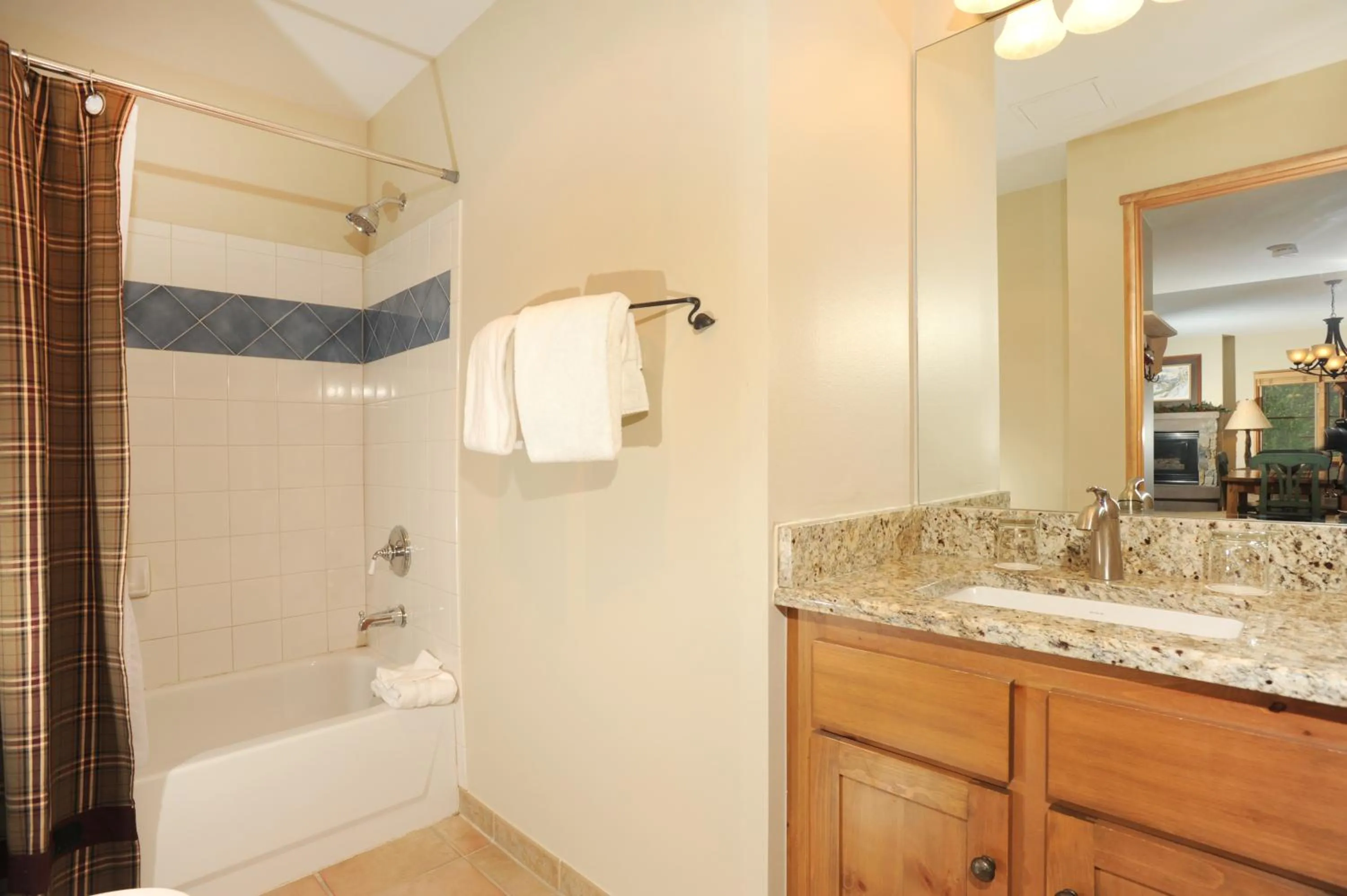 Jackpine & Black Bear Condos by Vail Resorts