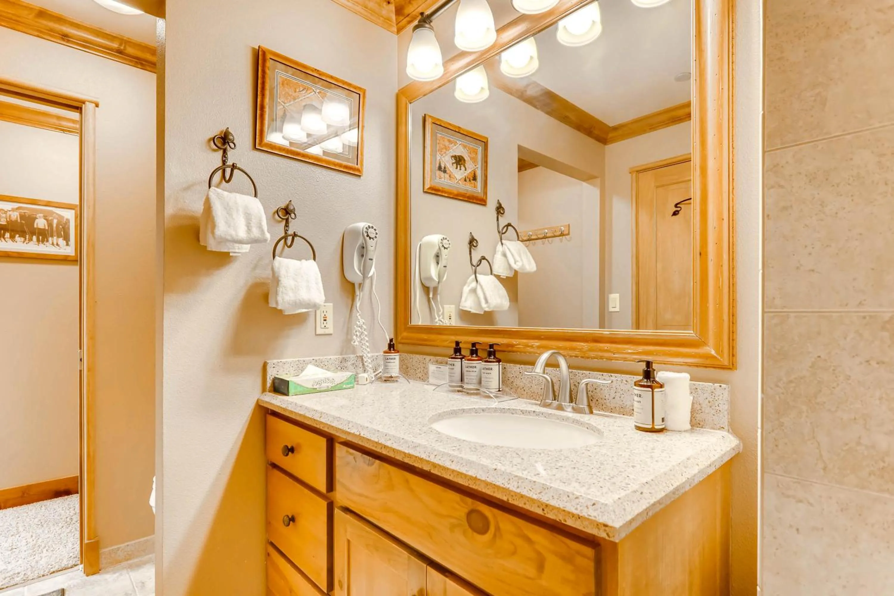 Jackpine & Black Bear Condos by Vail Resorts