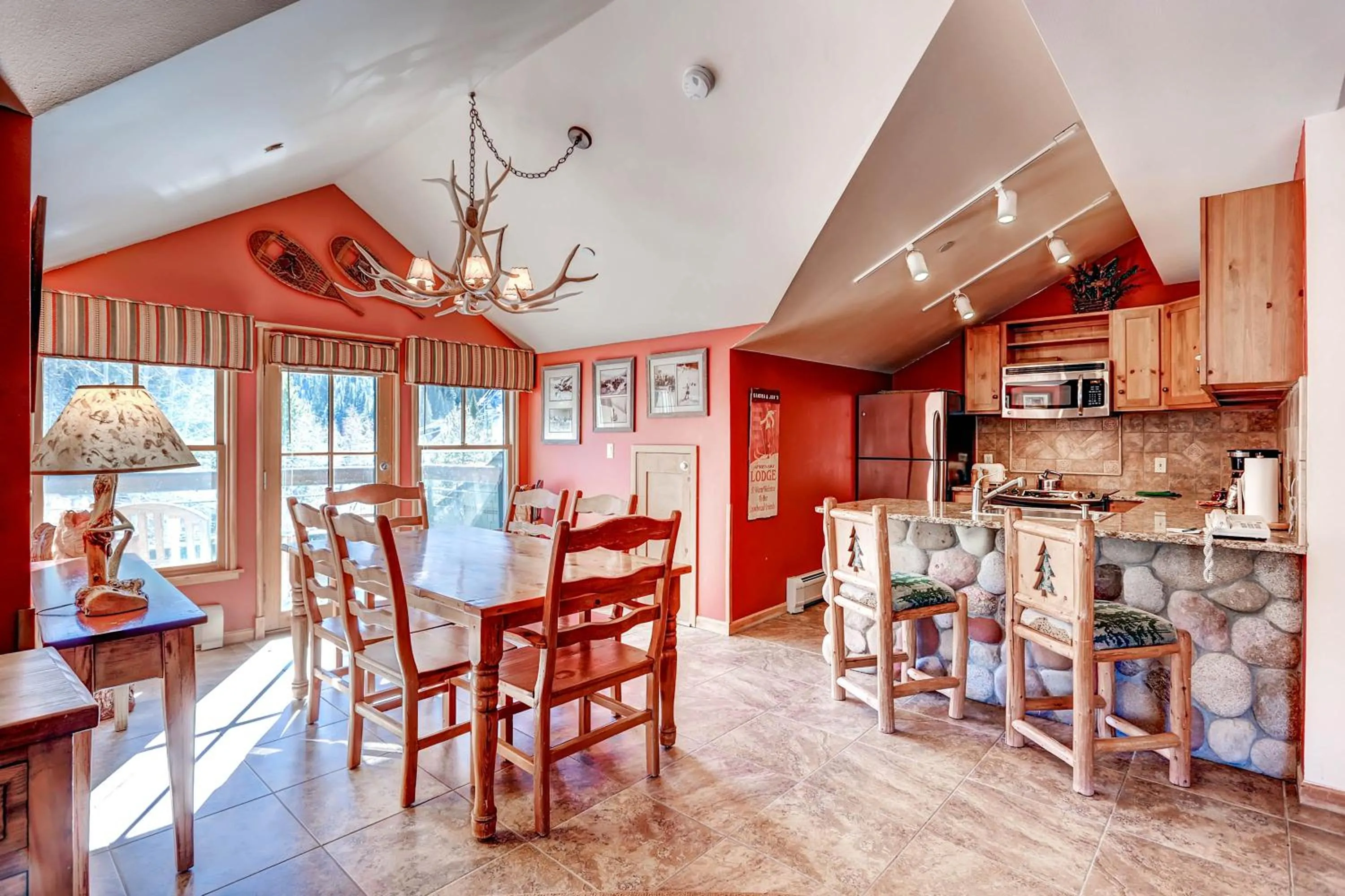 Jackpine & Black Bear Condos by Vail Resorts