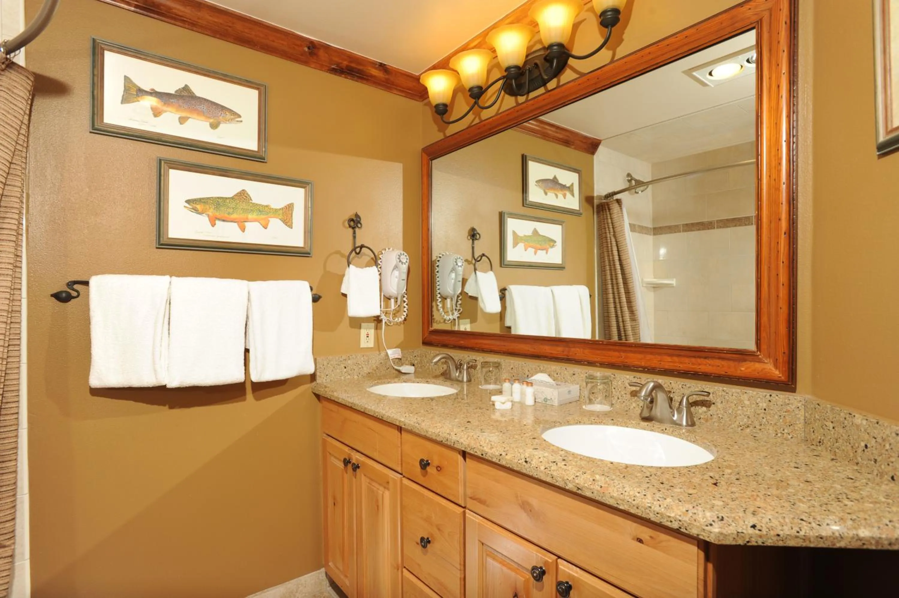 Jackpine & Black Bear Condos by Vail Resorts