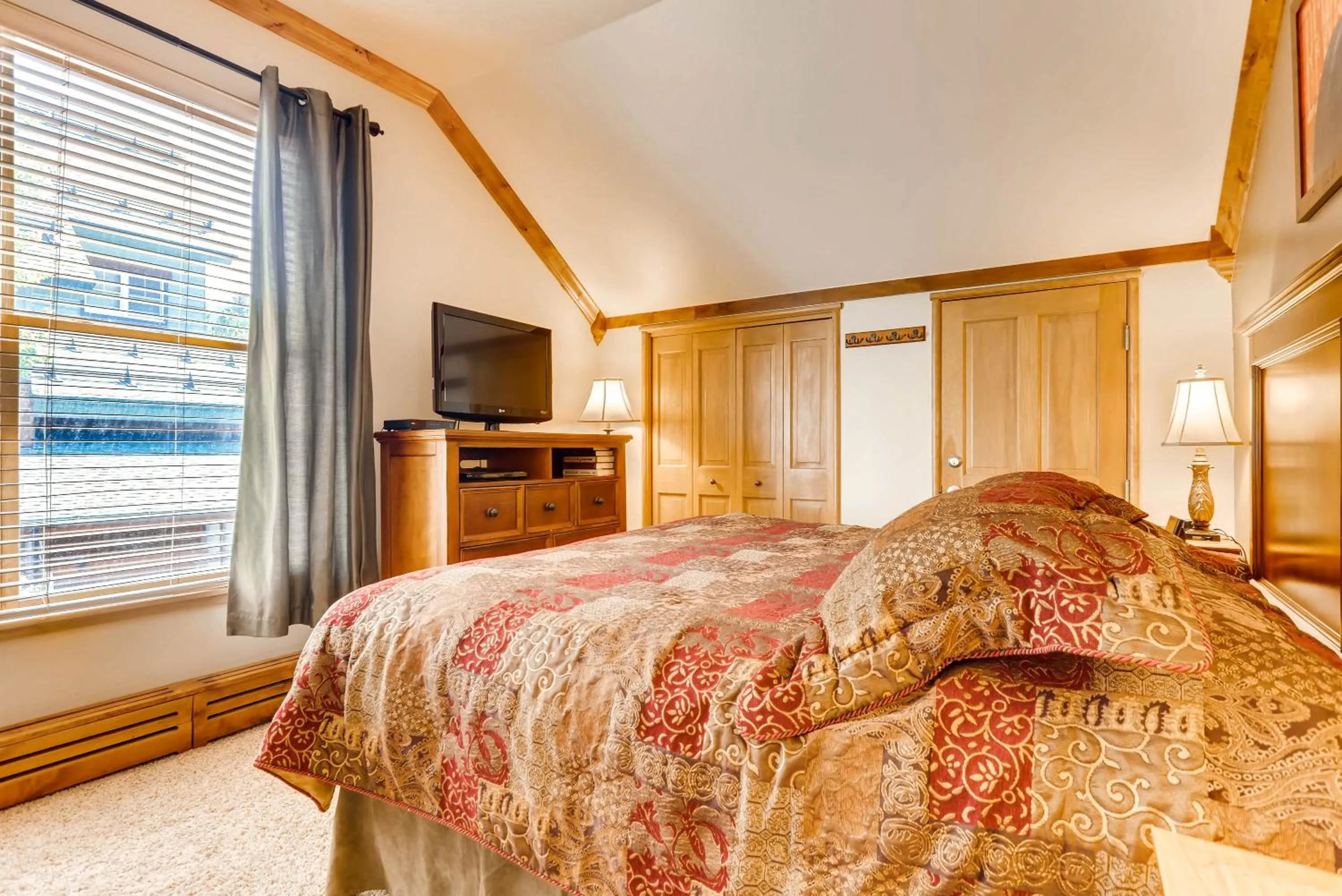 Bed in Jackpine & Black Bear Condos by Vail Resorts