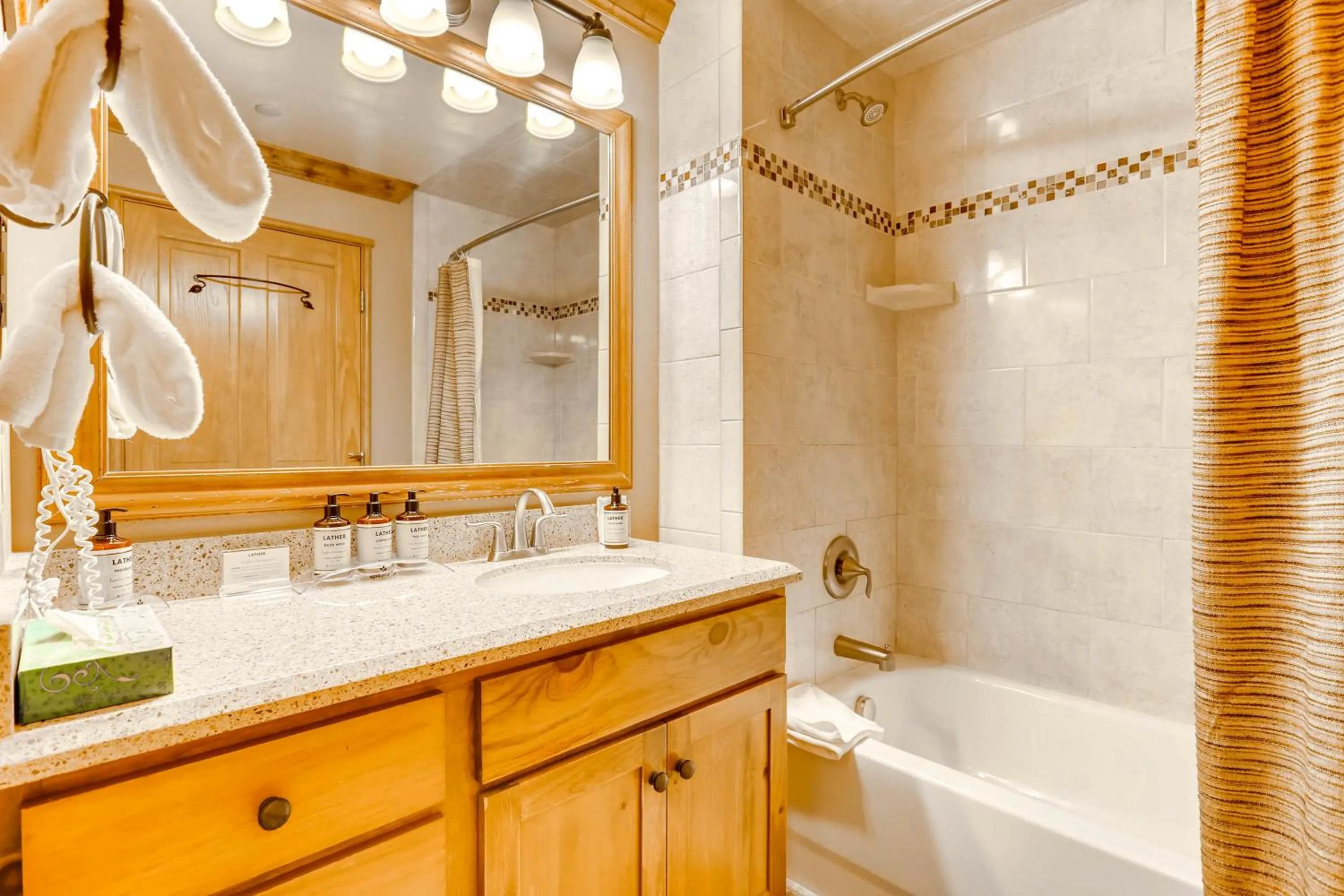 Bathroom in Jackpine & Black Bear Condos by Vail Resorts
