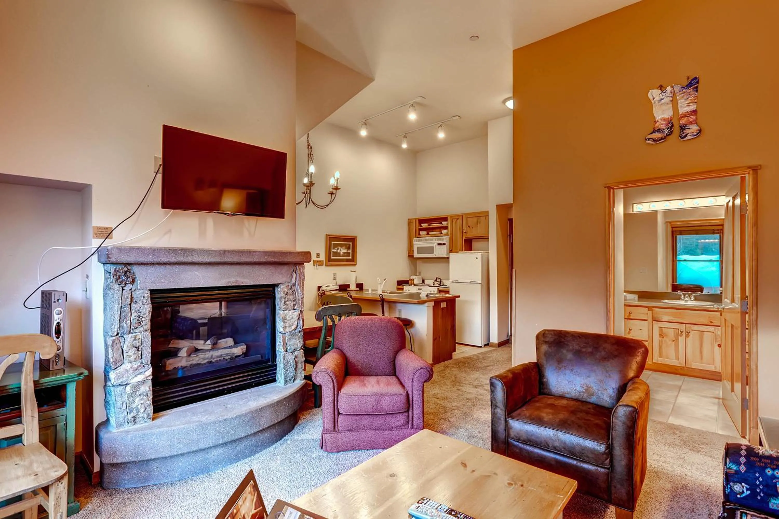 Jackpine & Black Bear Condos by Vail Resorts