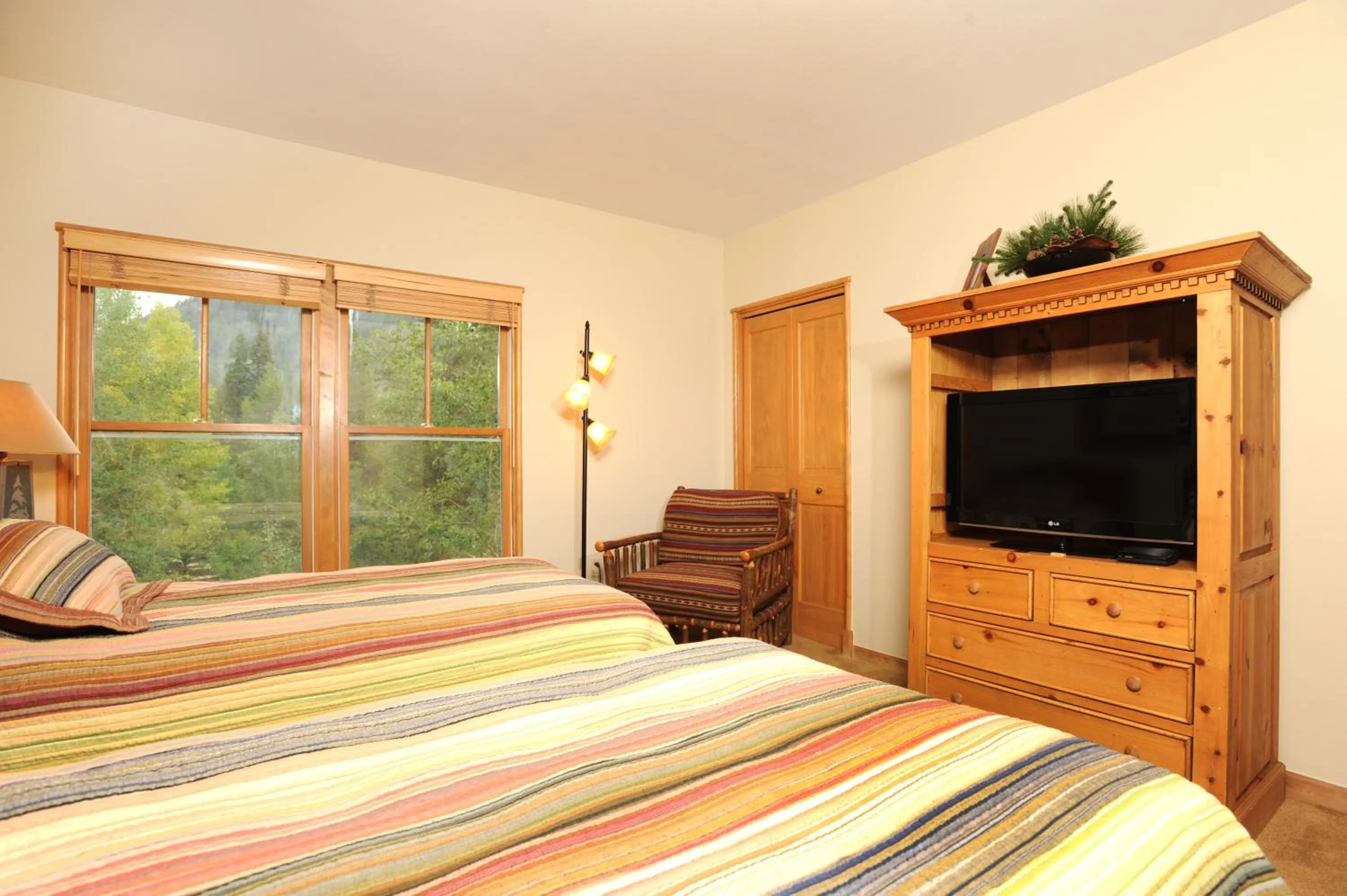 Bed in Jackpine & Black Bear Condos by Vail Resorts