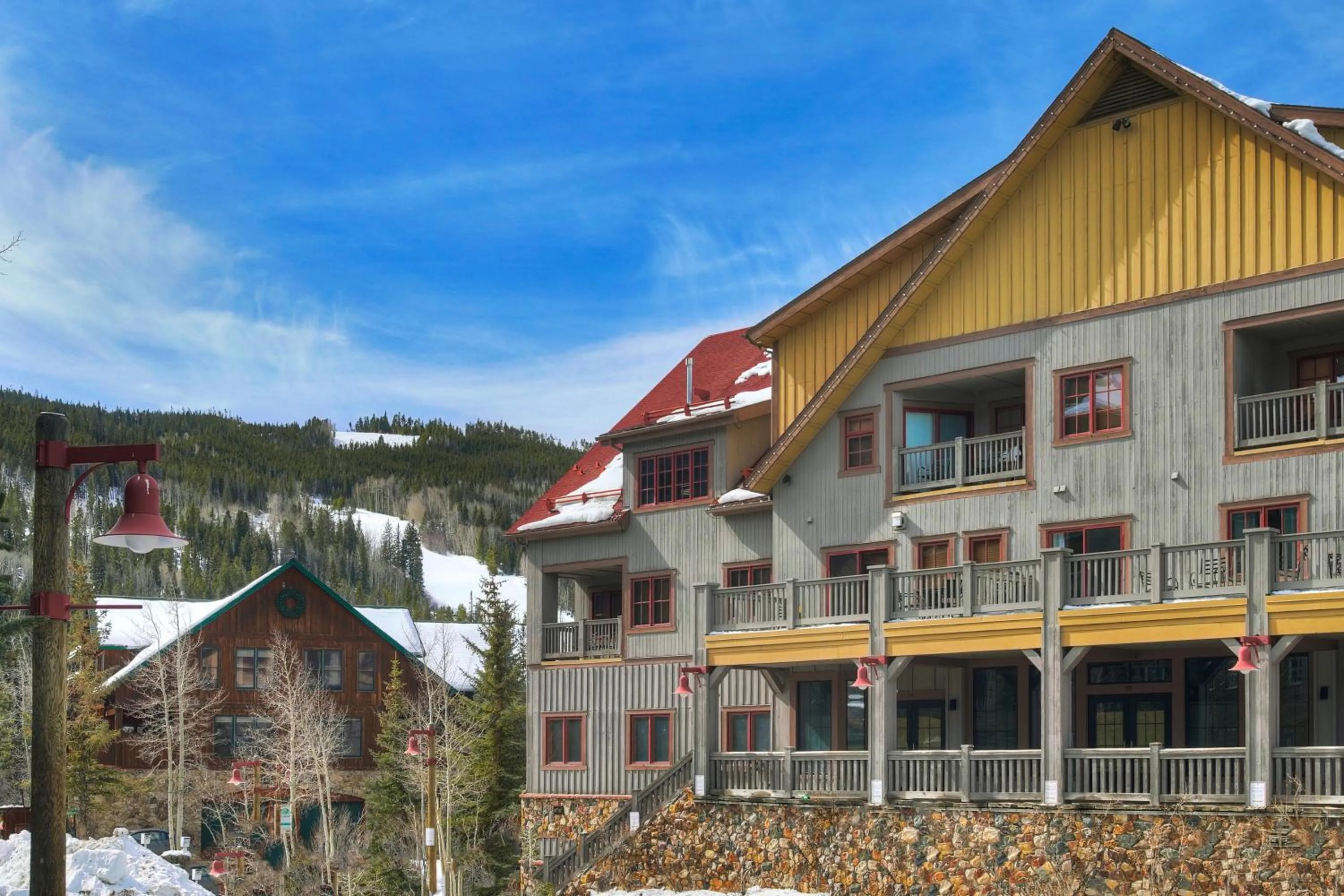 Expedition Station Condos by Vail Resorts