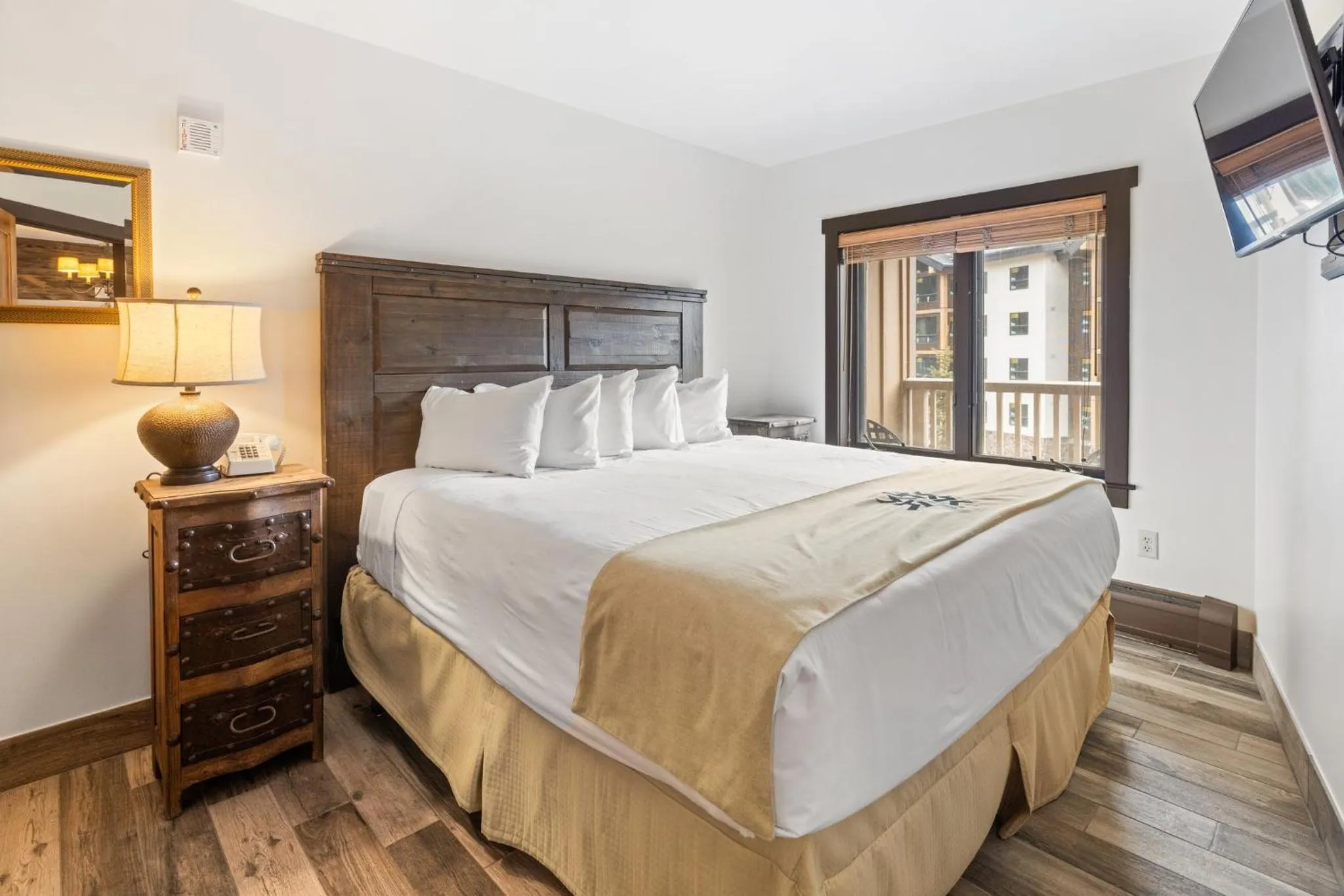 Bedroom, Bed in Red Hawk, A Vail Resorts Property