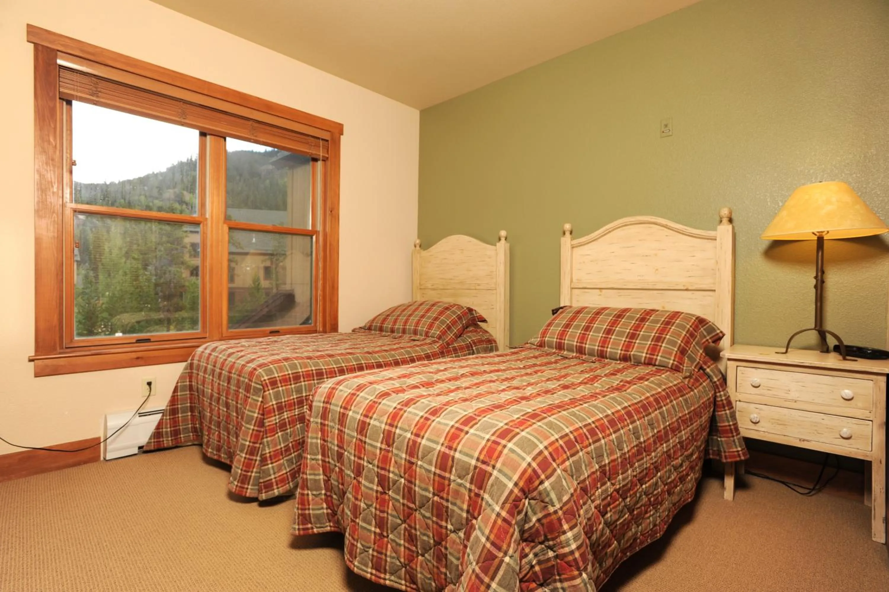 Bed in Red Hawk, A Vail Resorts Property