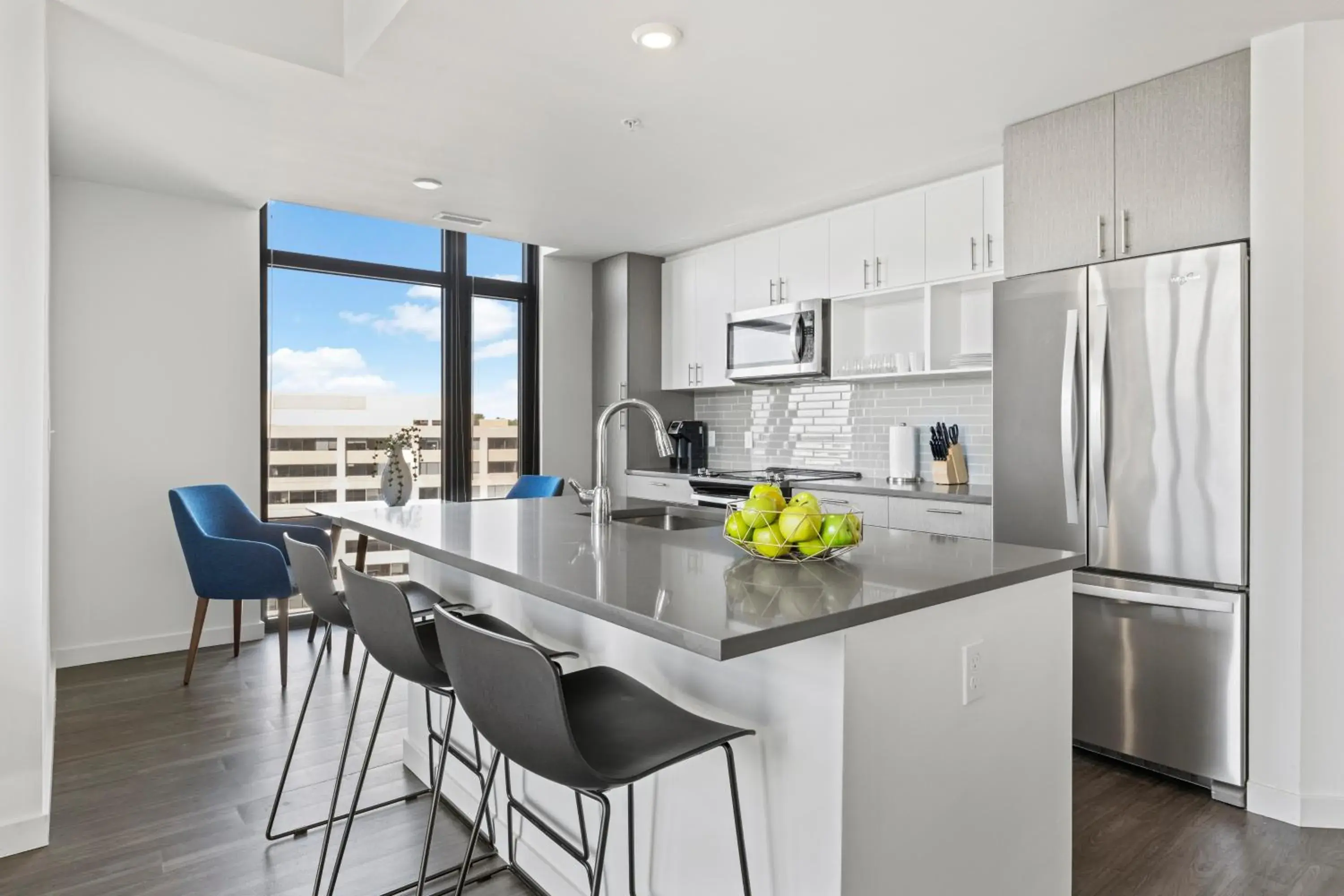 Premium Two Bedroom Apartment in Placemakr Marymount Ballston Premium Two Bedroom Apartment in Placemakr Marymount Ballston