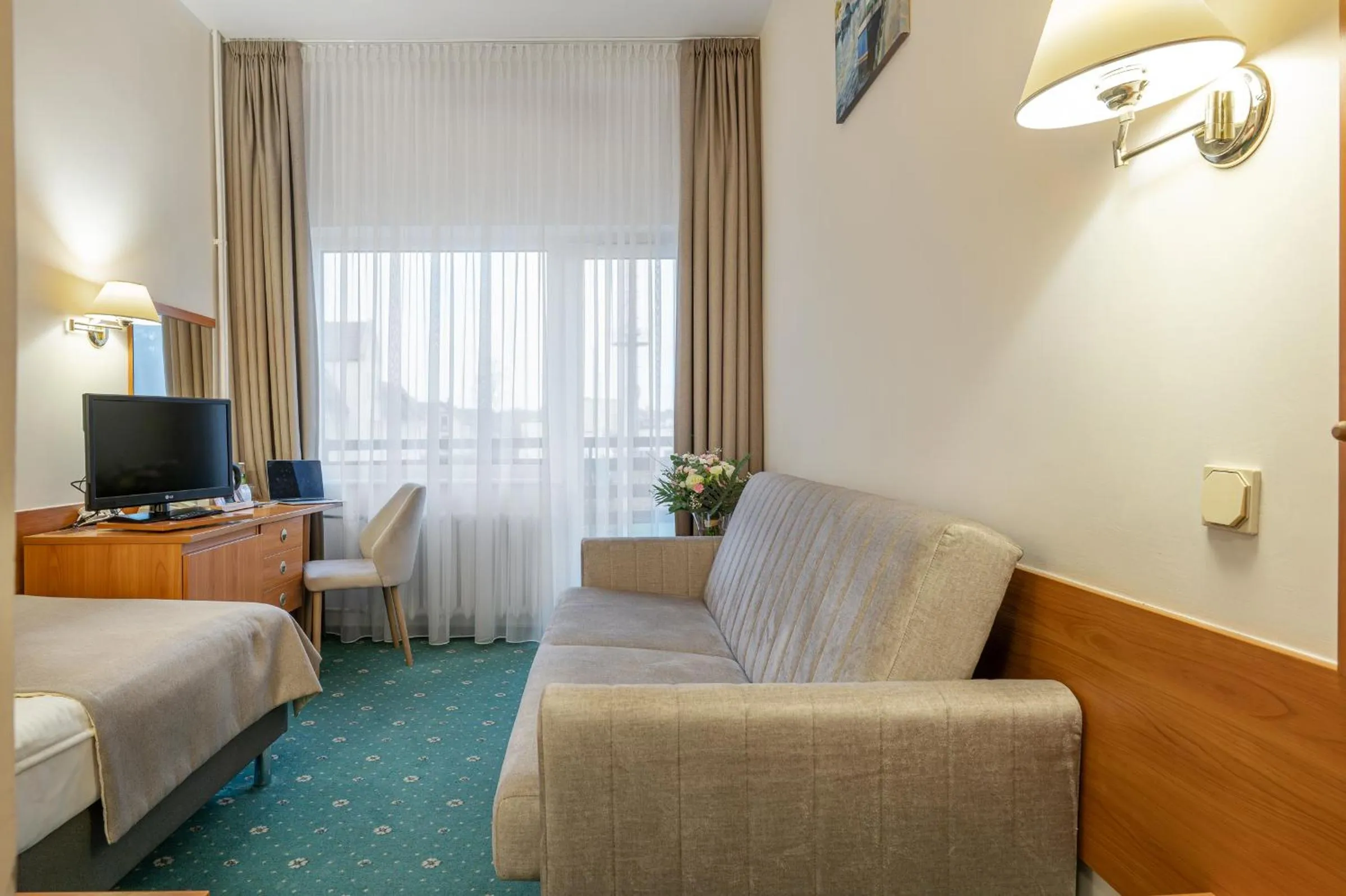 TV and multimedia, Bed in Hotel Wodnik