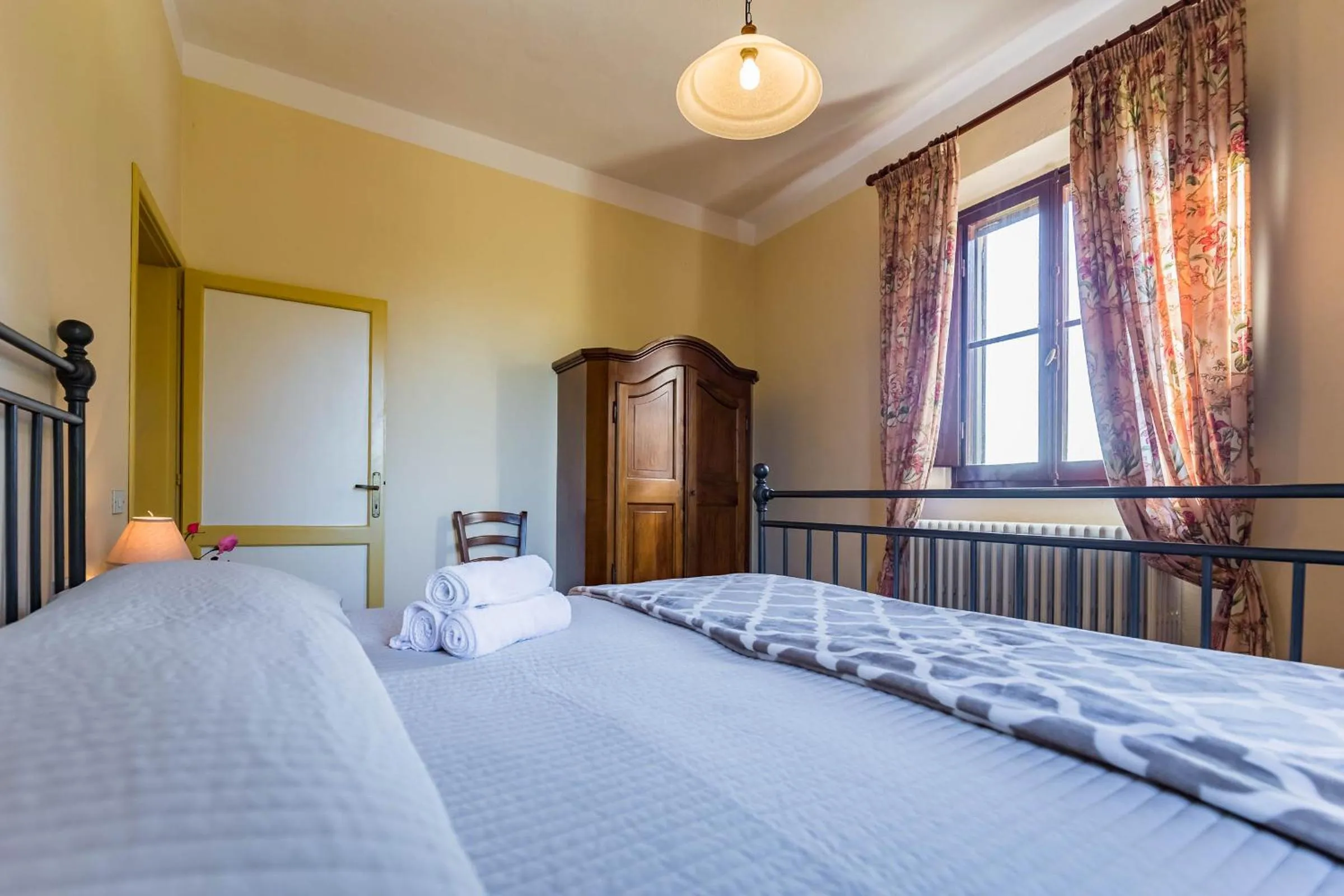 Photo of the whole room, Bed in Le Fonti A San Giorgio