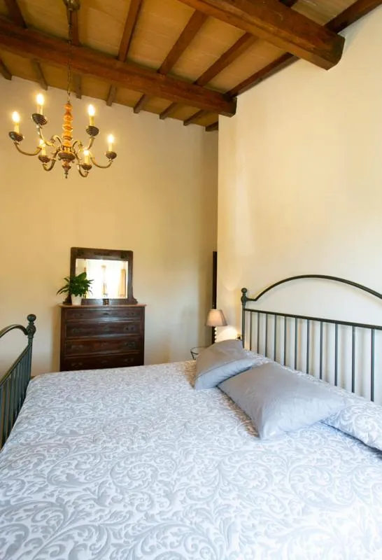 Photo of the whole room, Bed in Le Fonti A San Giorgio