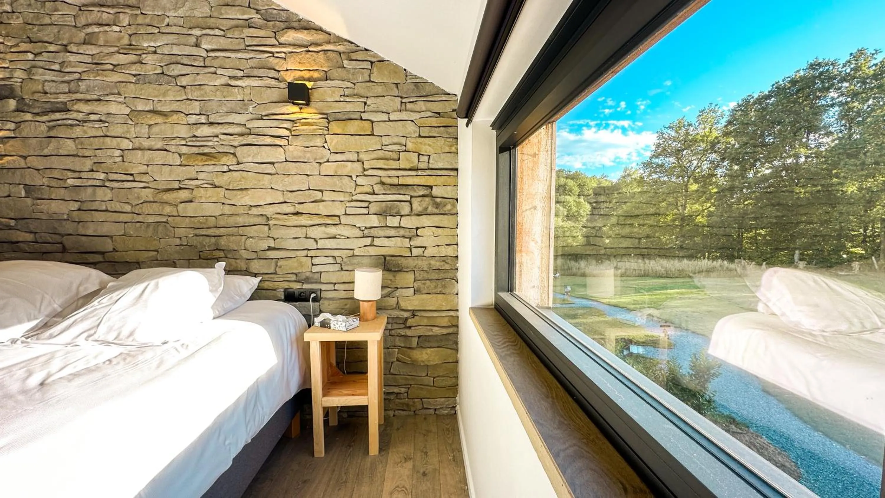 View (from property/room), Bed in Le Domaine de Bra