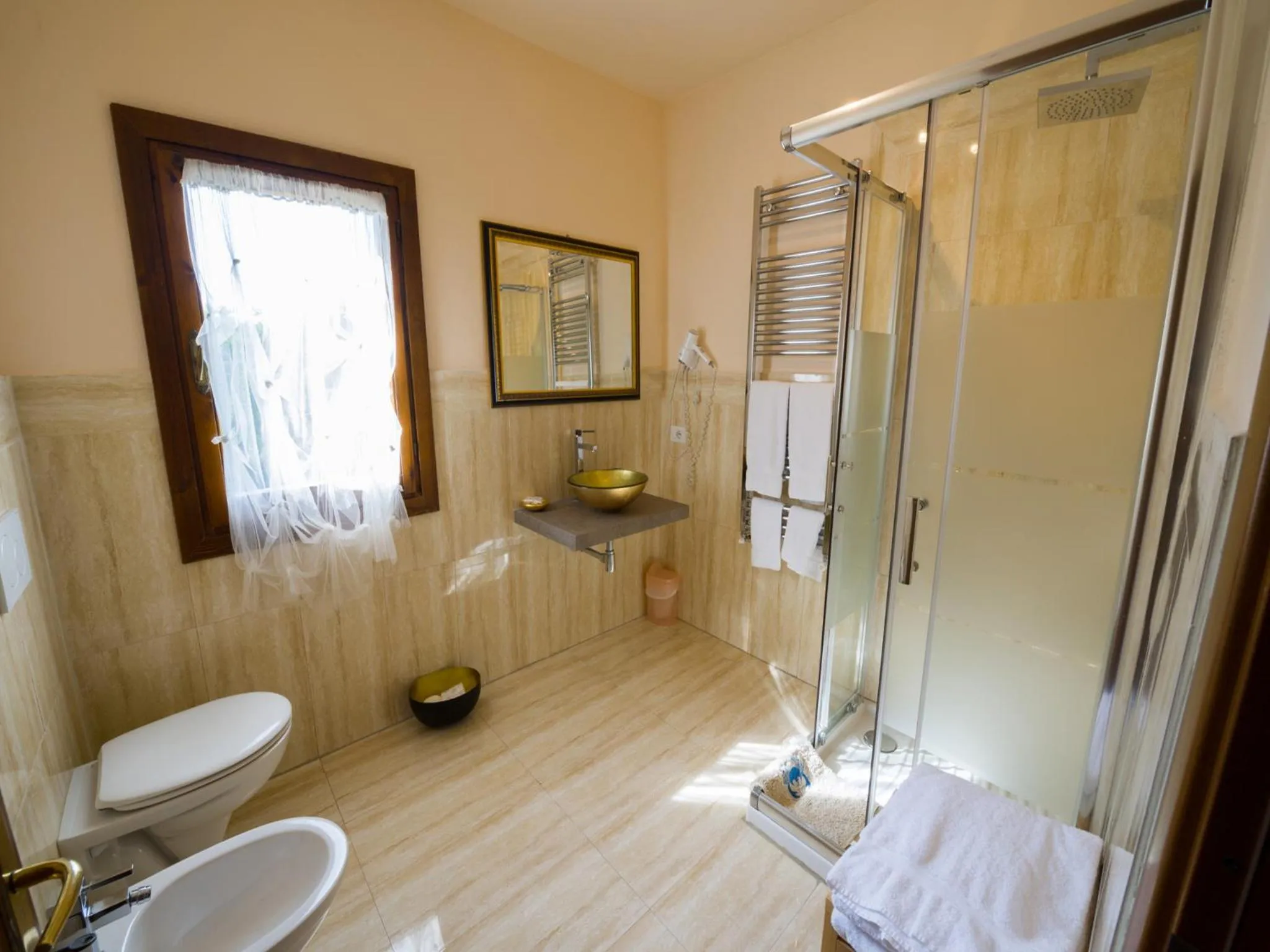 Shower in Cascina De' Fagiolari