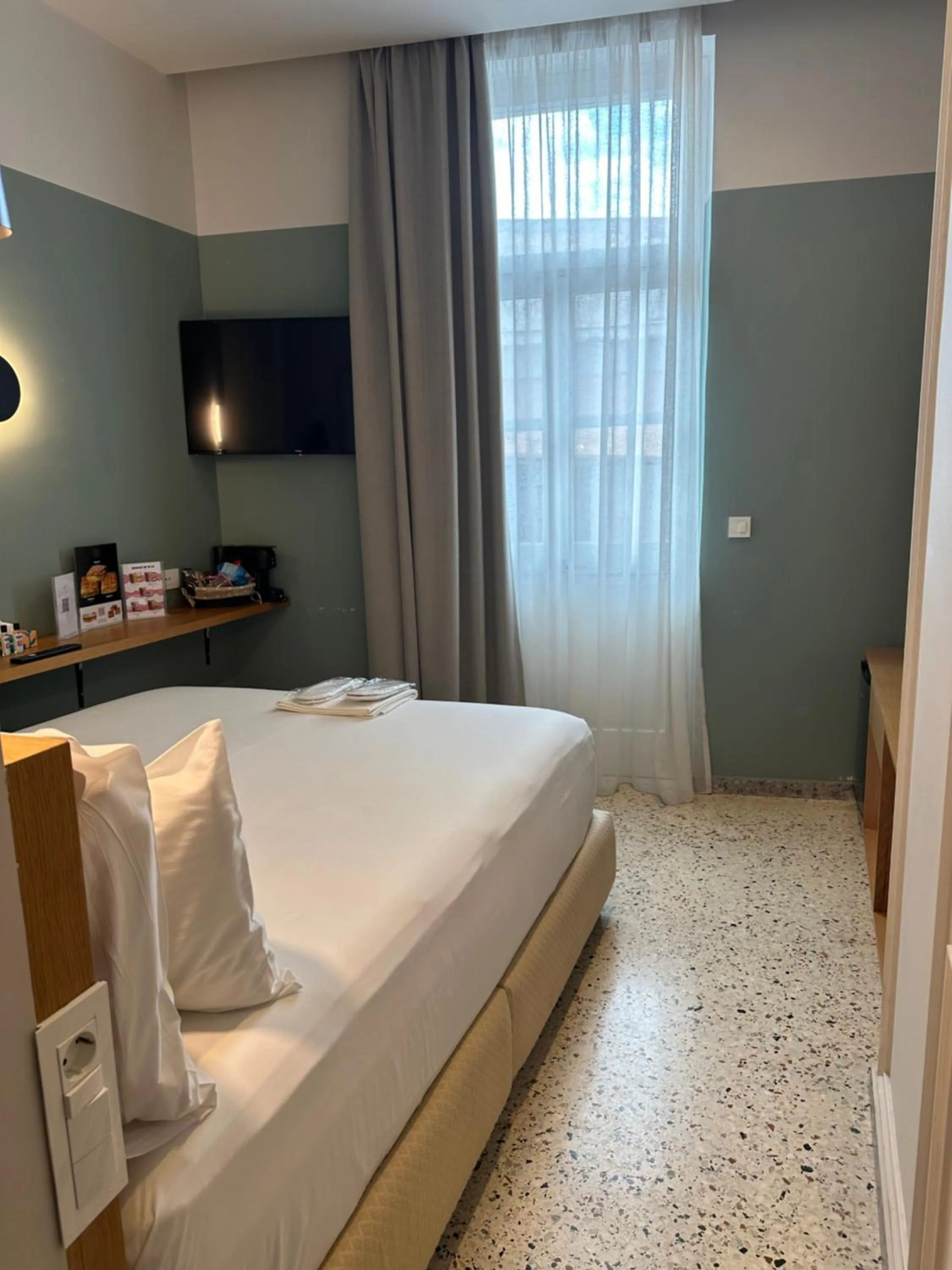 Bedroom, Bed in Belle Athenes - Luxury Rooms at Monastiraki Railway Station