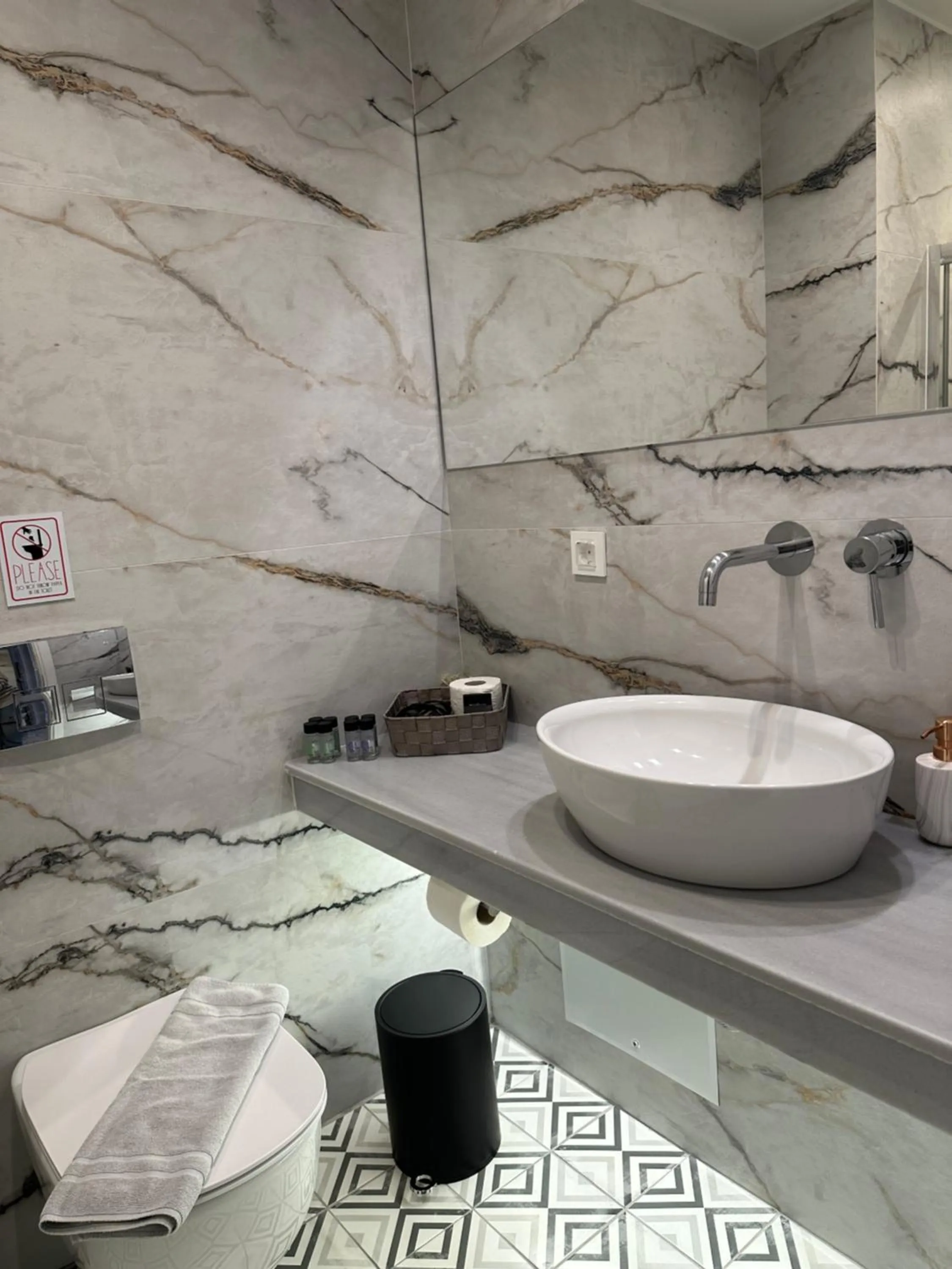 Bathroom in Belle Athenes - Luxury Rooms at Monastiraki Railway Station