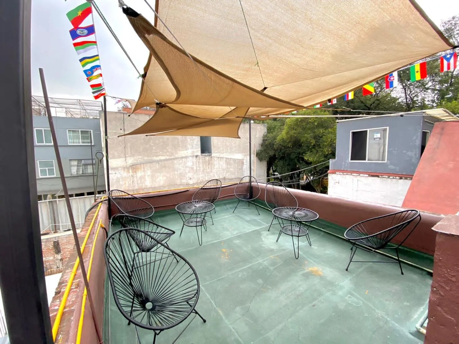 Balcony/Terrace in ROOMIES HOSTEL Parque México