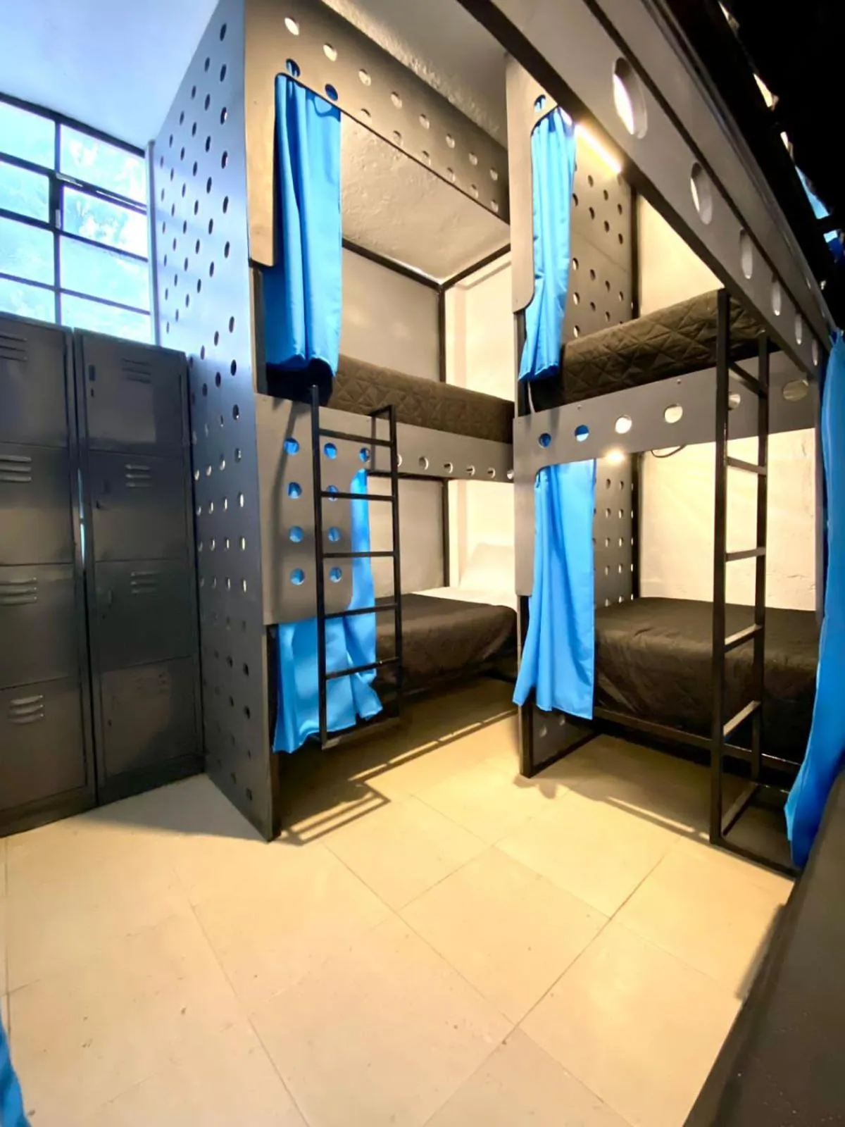 bunk bed in ROOMIES HOSTEL Parque México