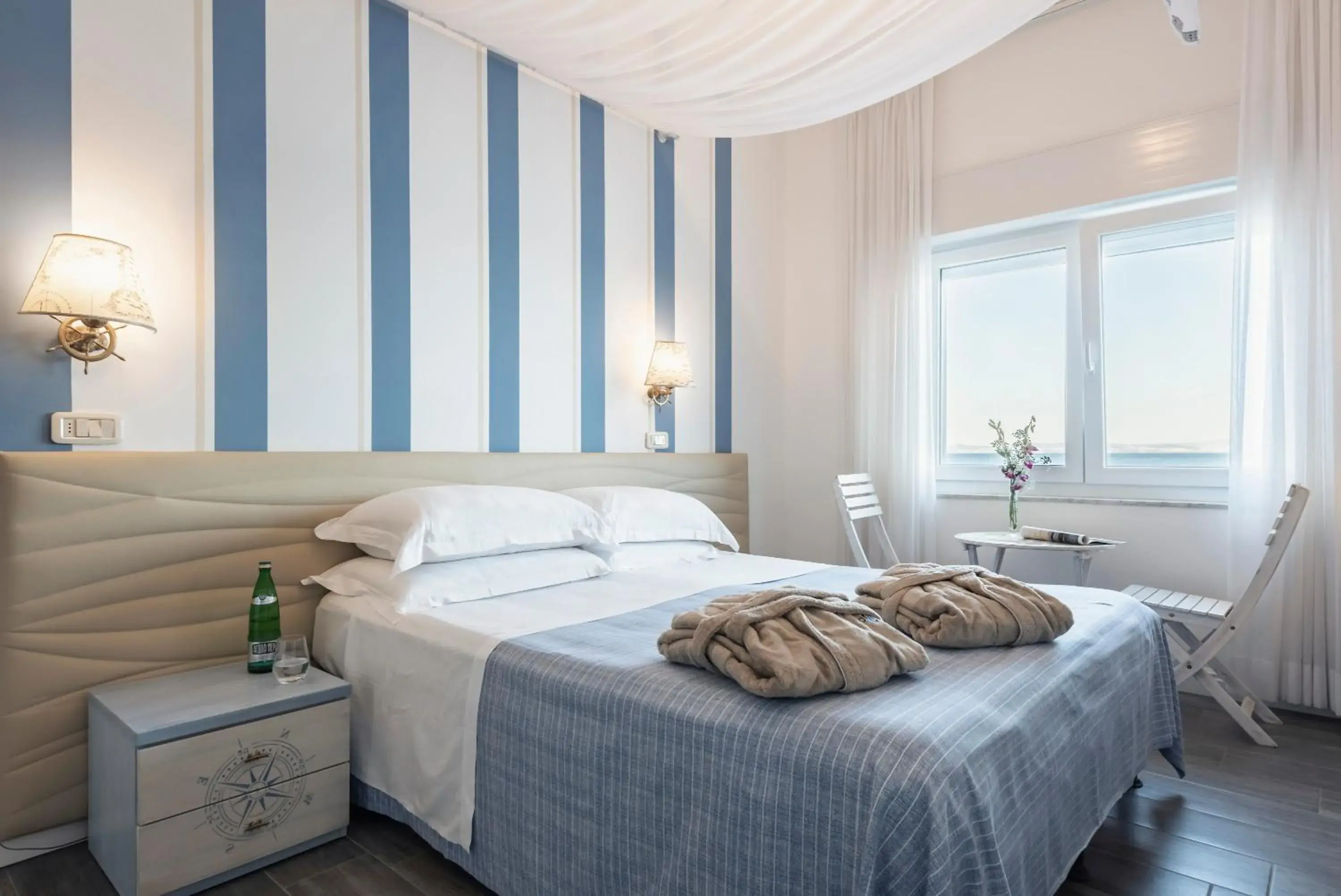 Deluxe King Room with Sea View in Hotel La Caletta Deluxe King Room with Sea View in Hotel La Caletta