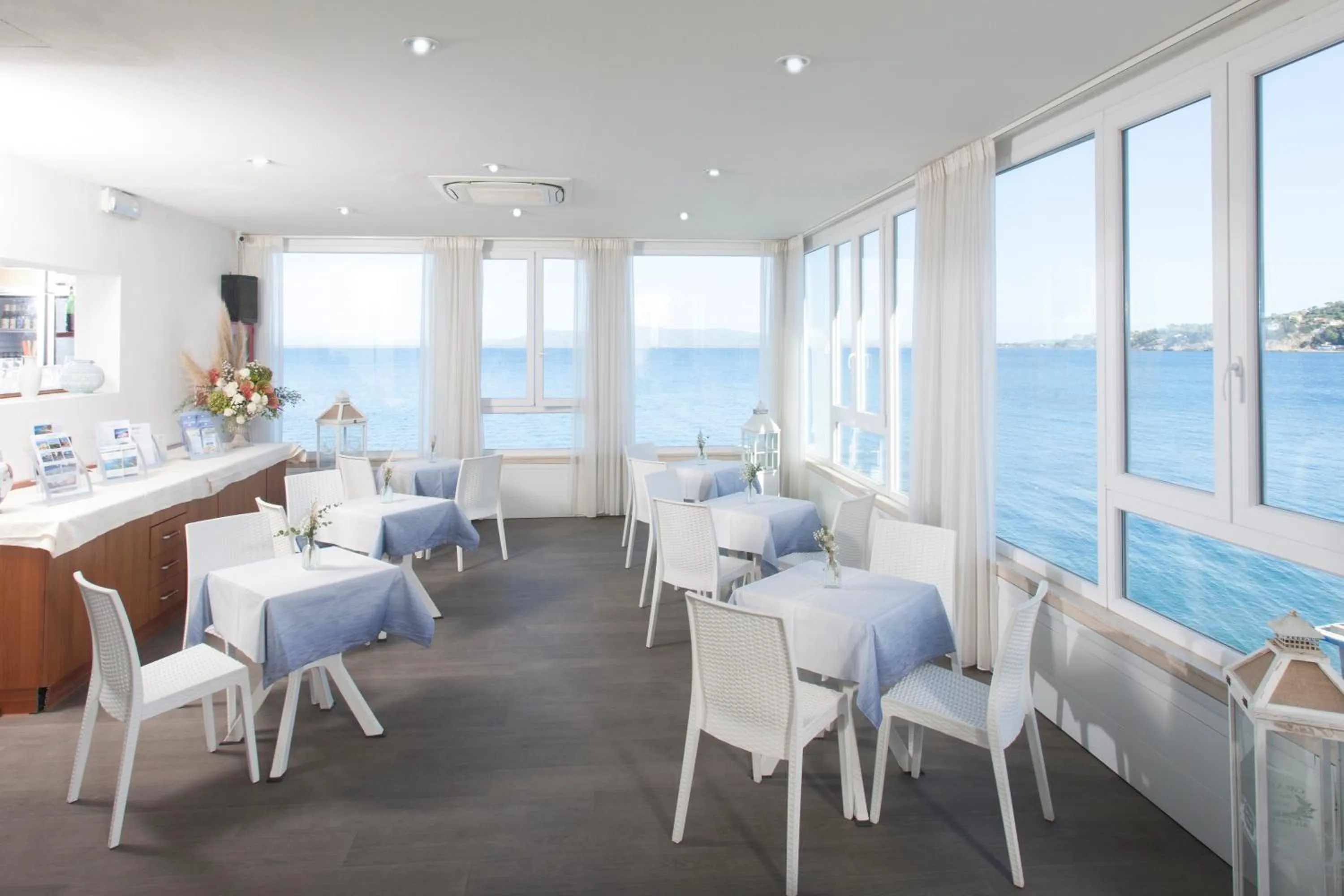 Lobby or reception in Hotel La Caletta