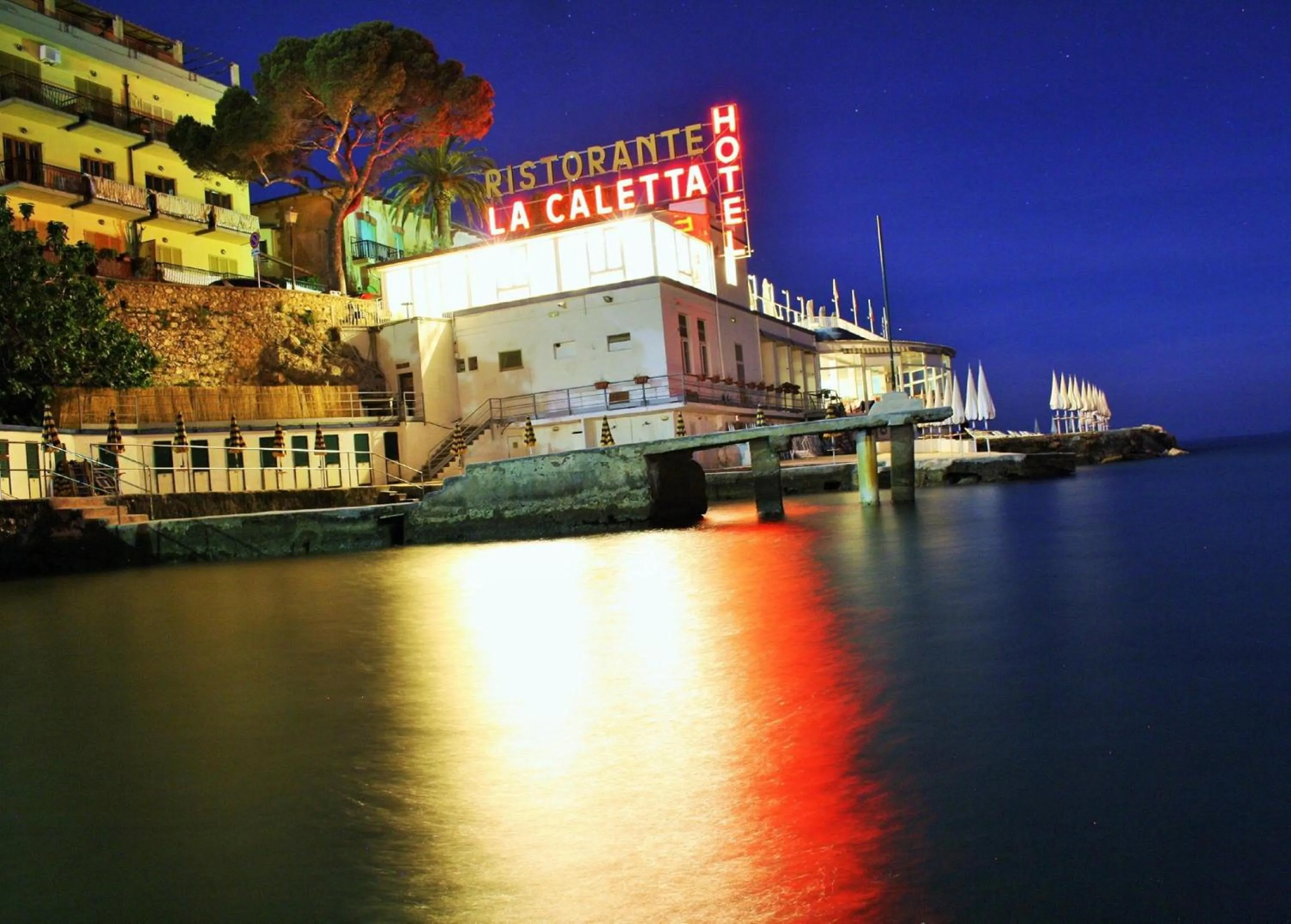 Property building in Hotel La Caletta