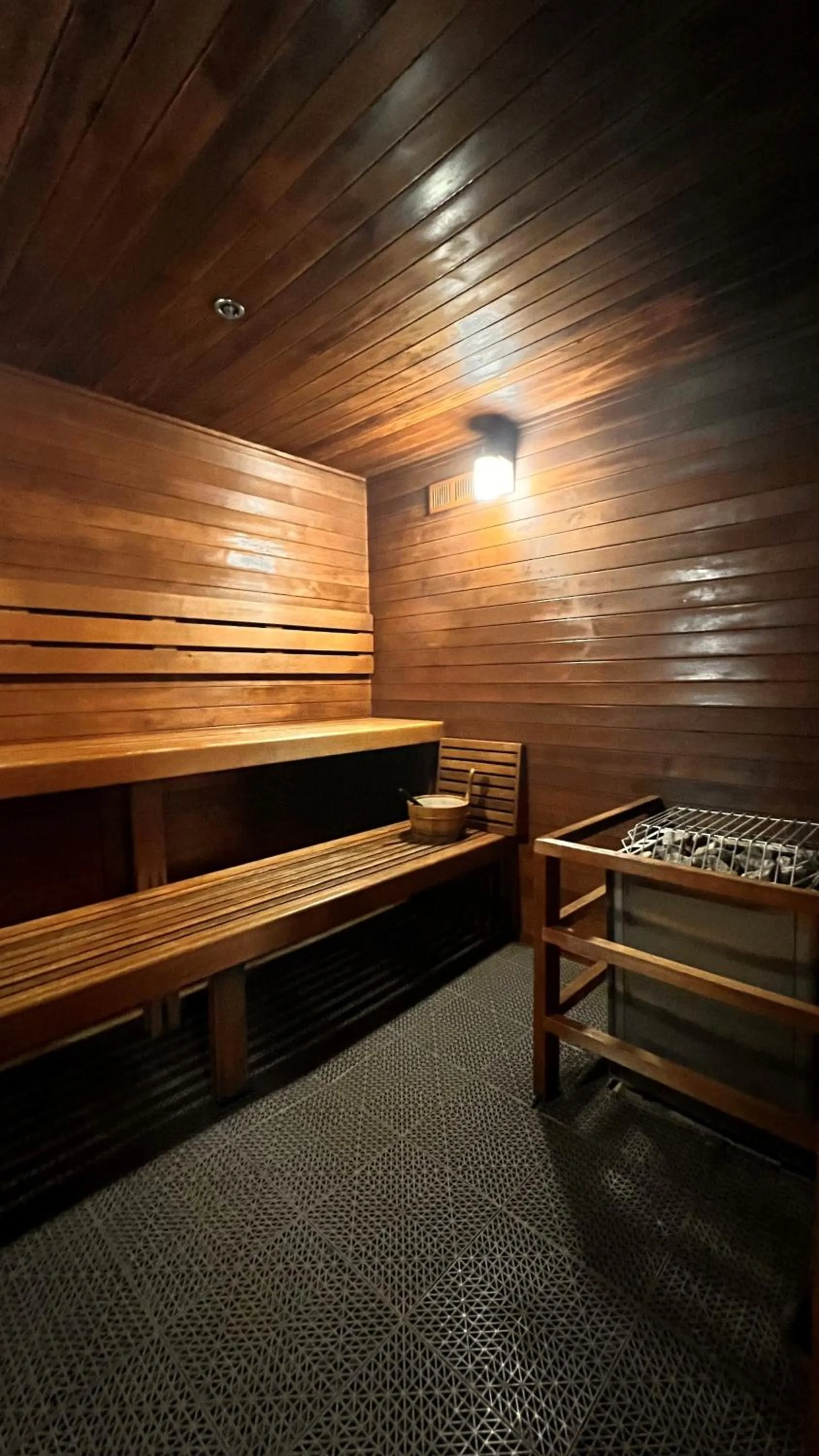 Sauna in Cannery Pier Hotel & Spa