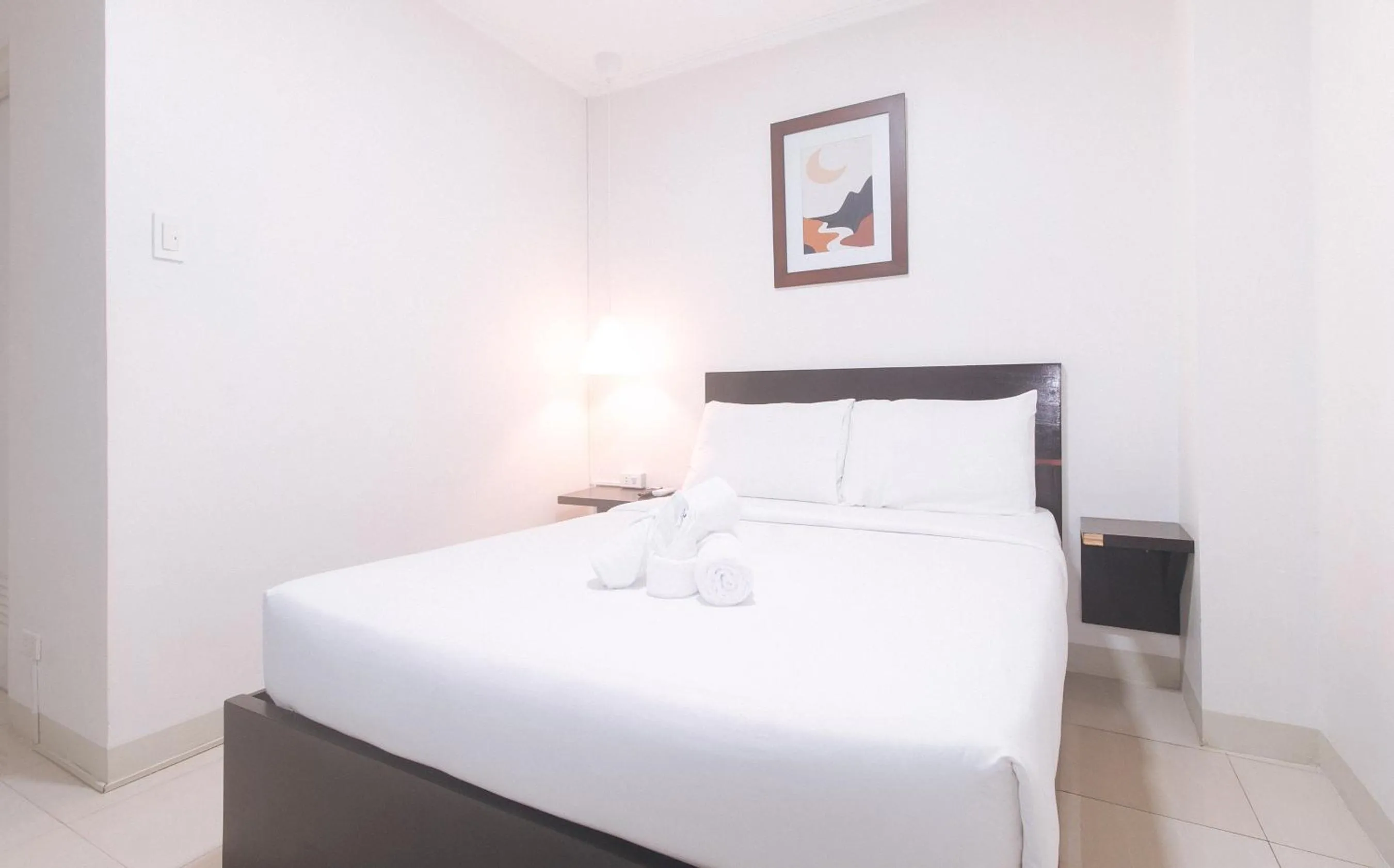 Bed in UrbanView at Evangelista Street Makati