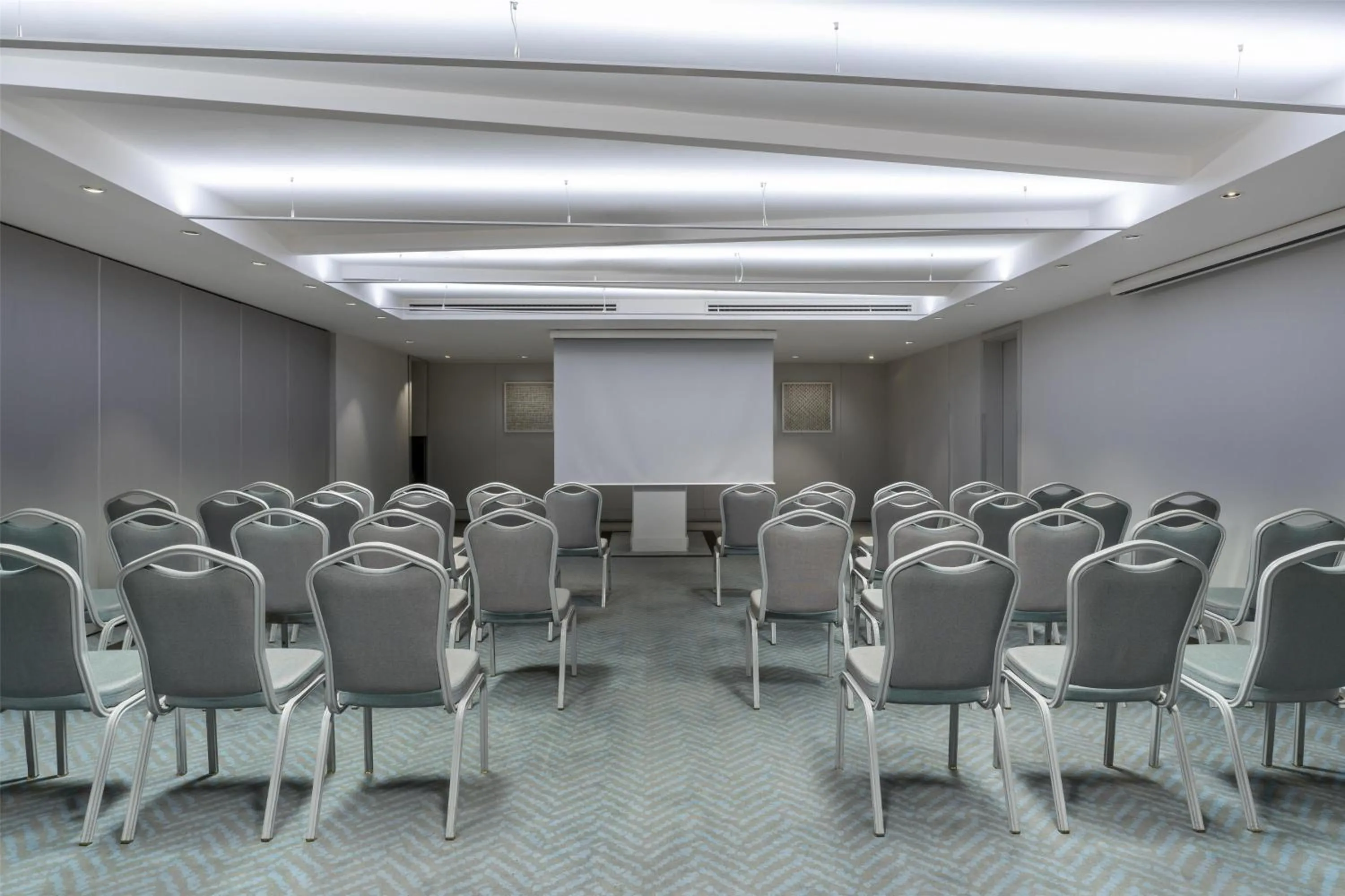 Meeting/conference room in Radisson Blu Bosphorus Hotel