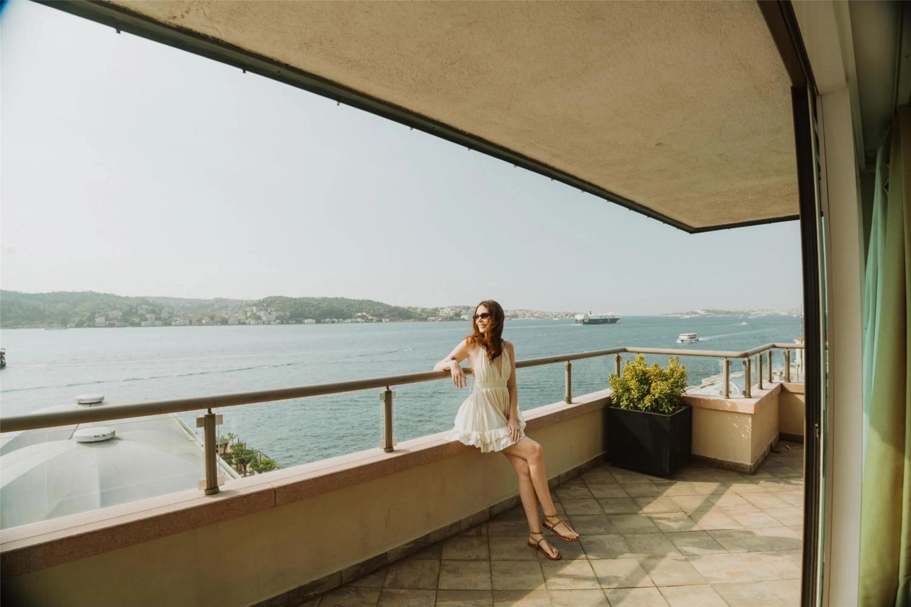 Photo of the whole room in Radisson Blu Bosphorus Hotel