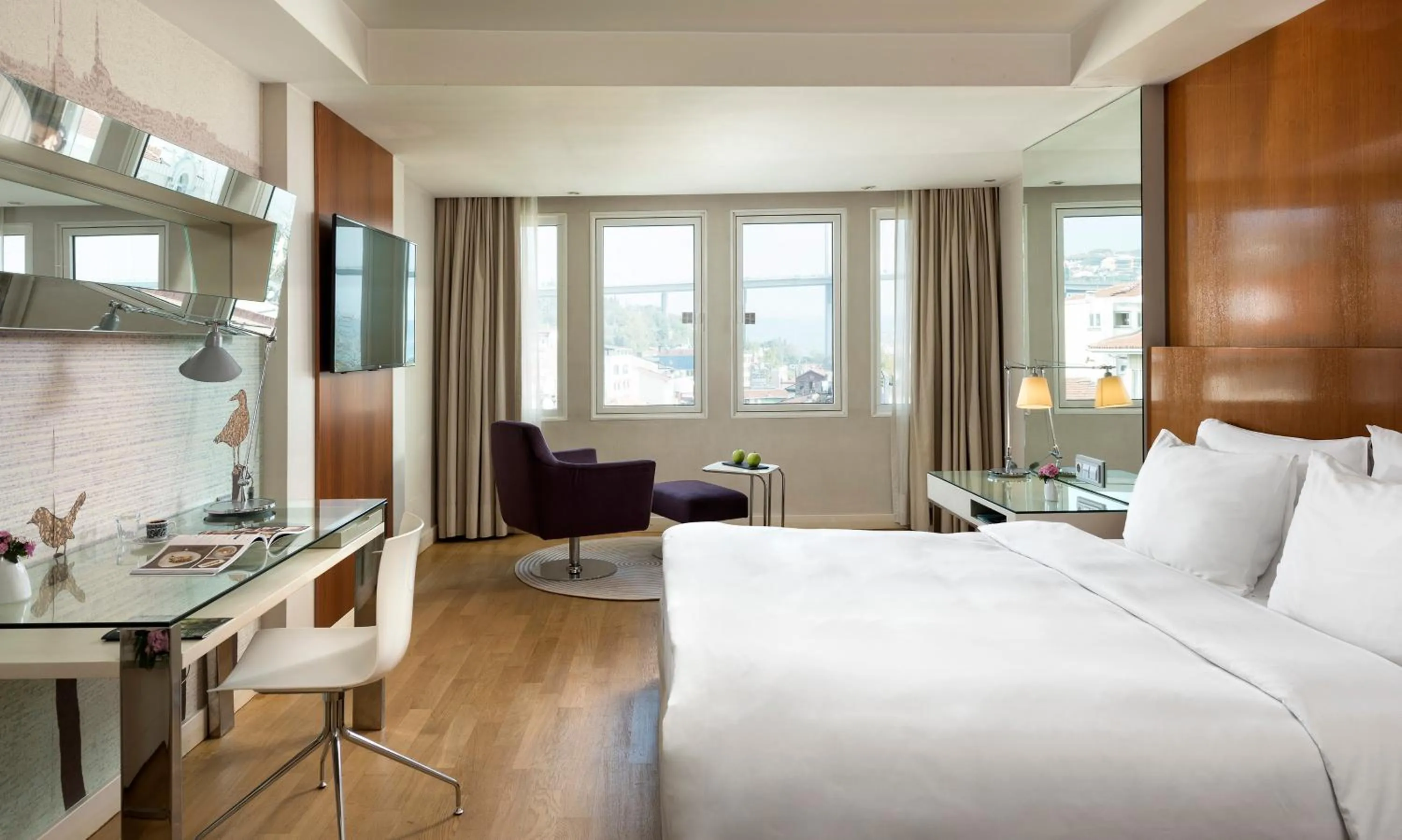Property building, Bed in Radisson Blu Bosphorus Hotel