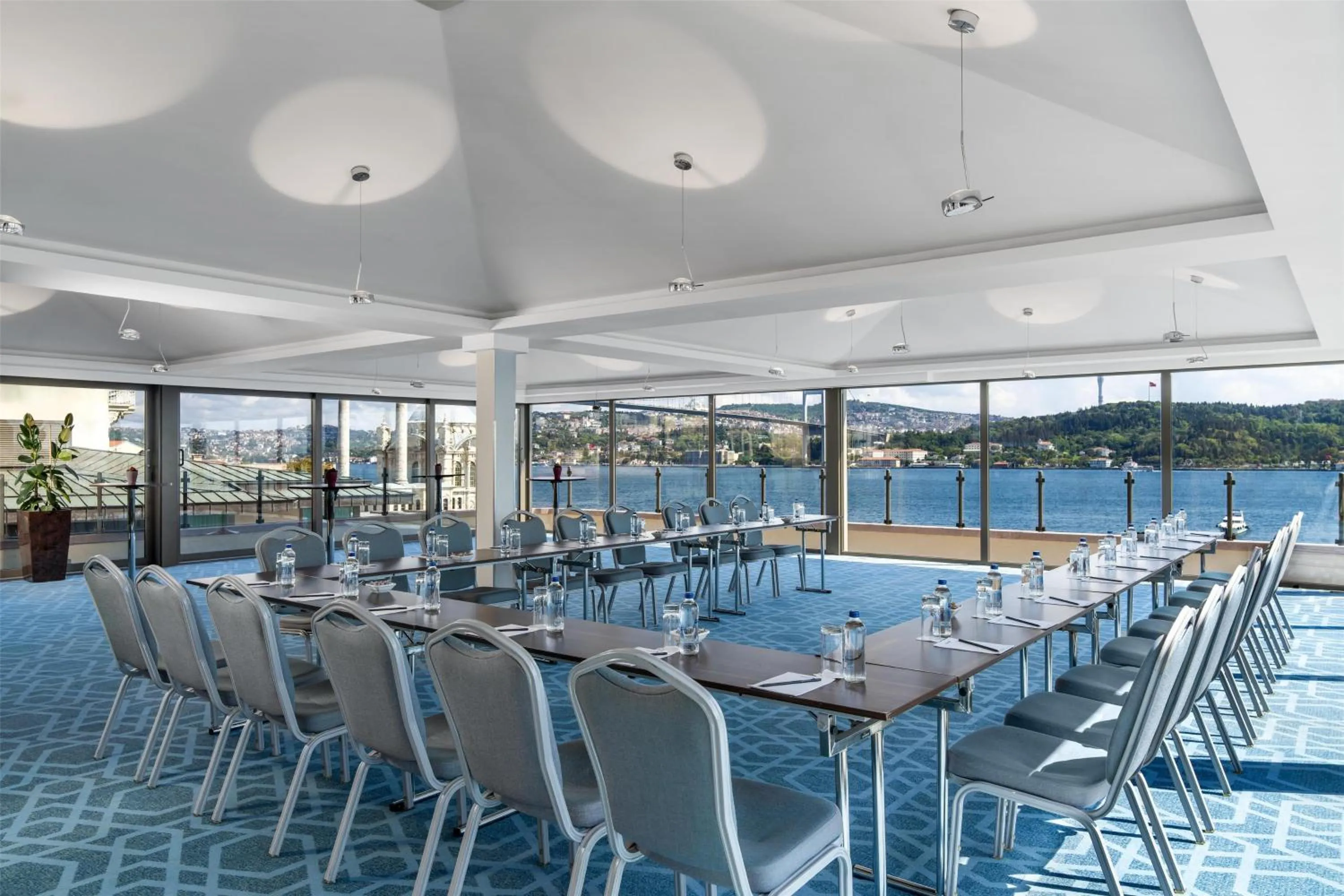 Meeting/conference room in Radisson Blu Bosphorus Hotel