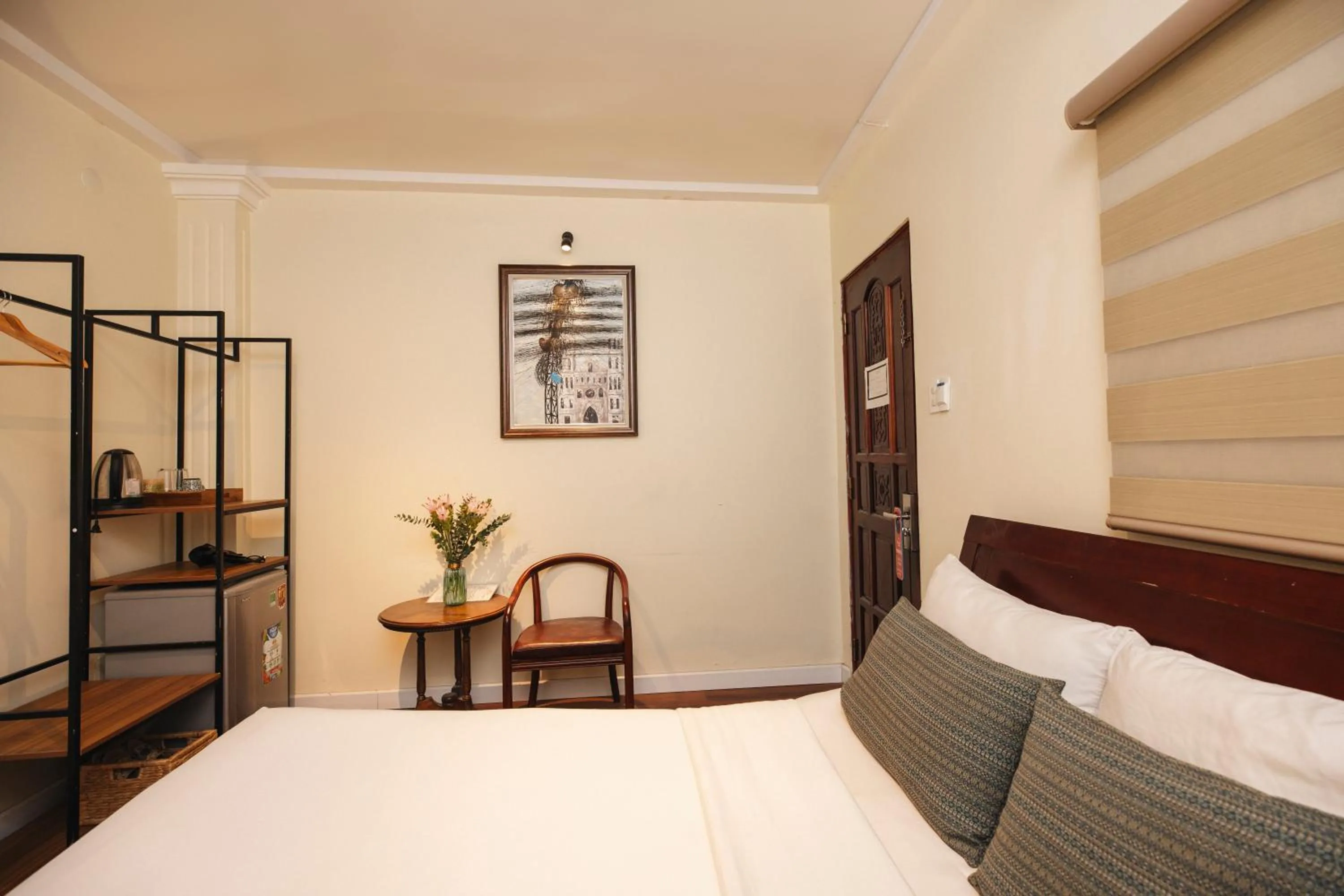 Photo of the whole room, Bed in 9 Hostel and Suites