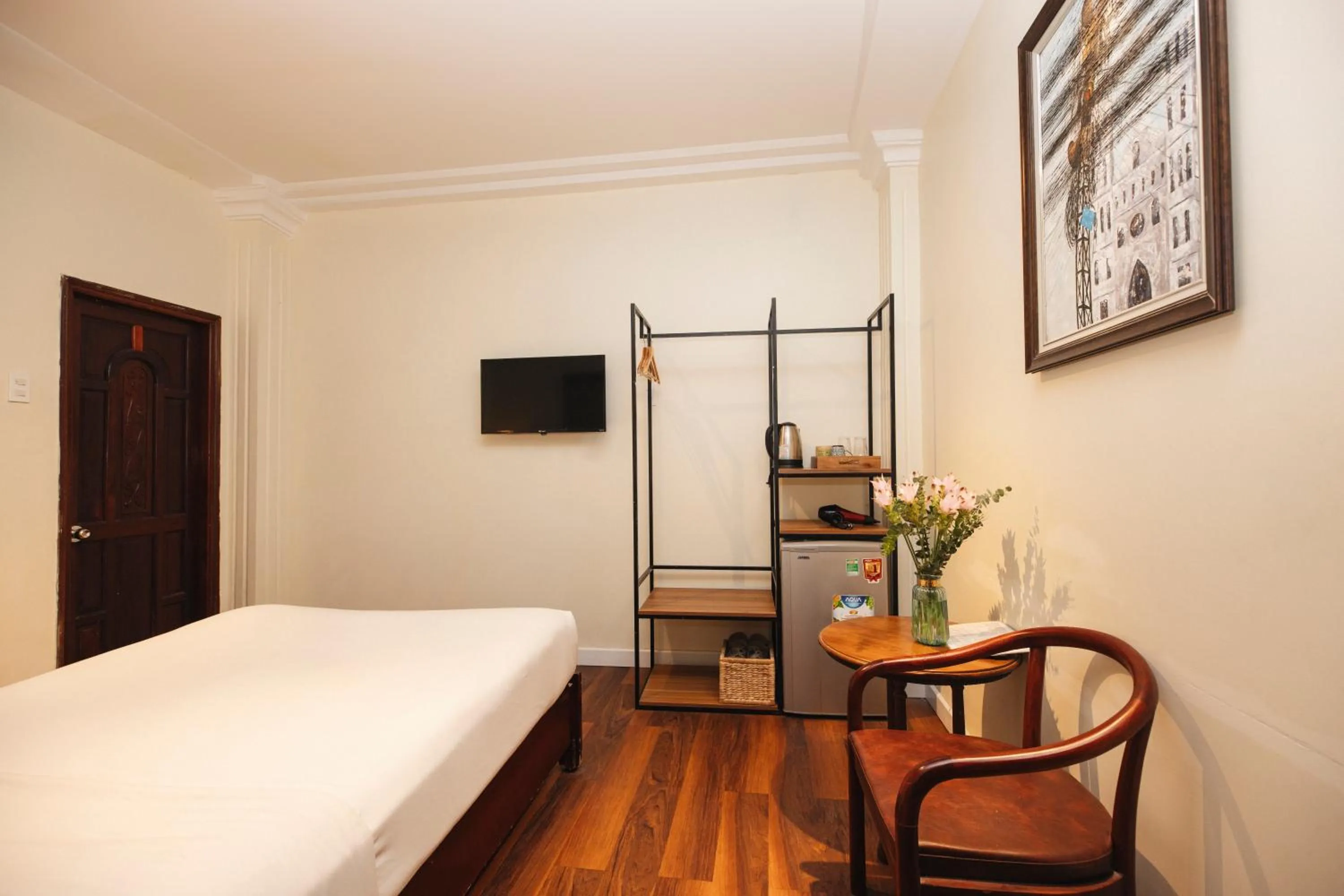 Bedroom, Bed in 9 Hostel and Suites