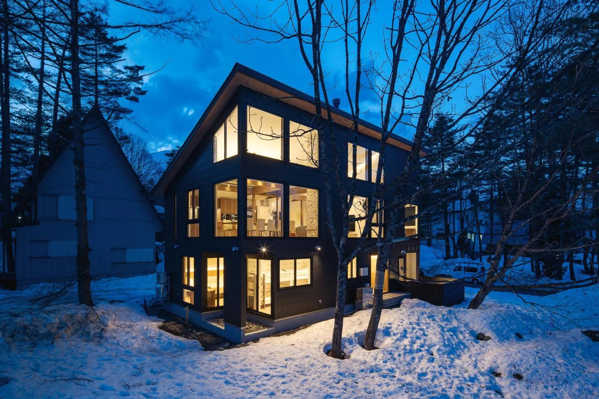 Property building in Silver Maple Chalet by Hakuba White Fox Company
