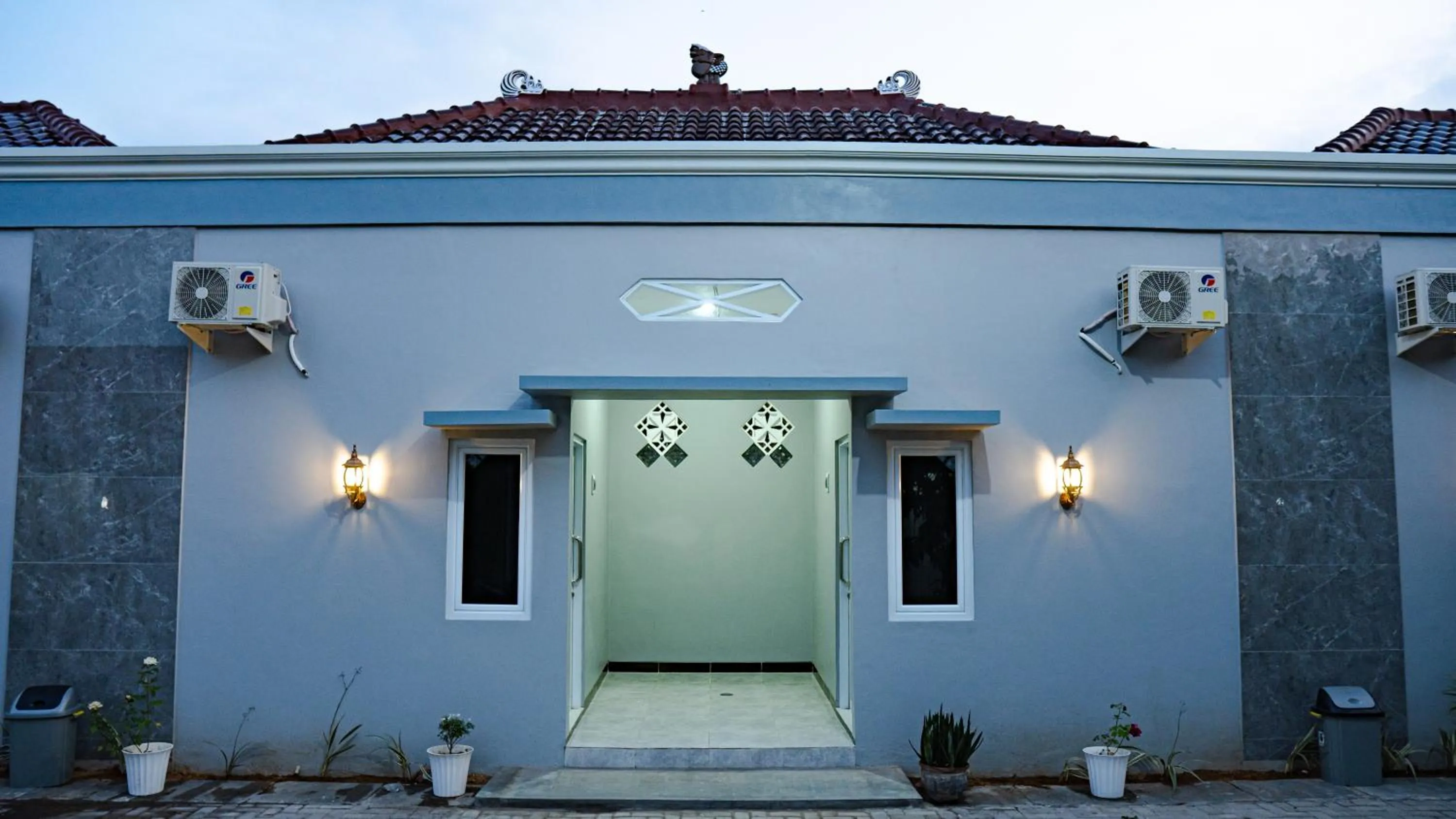 Property building in Sitiinggil Guest House Syariah