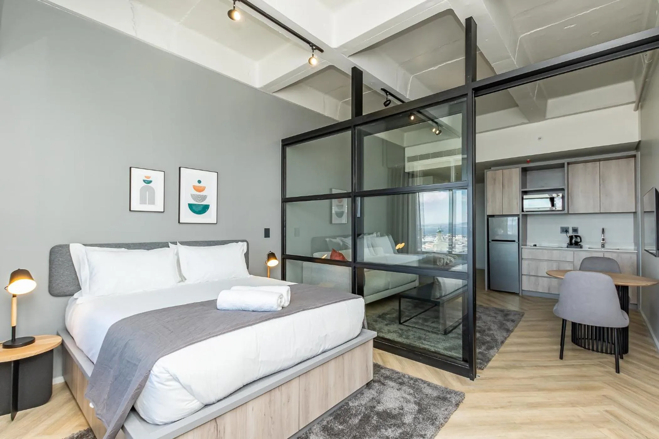 Bed in One Thibault Hotel by ITC Hospitality