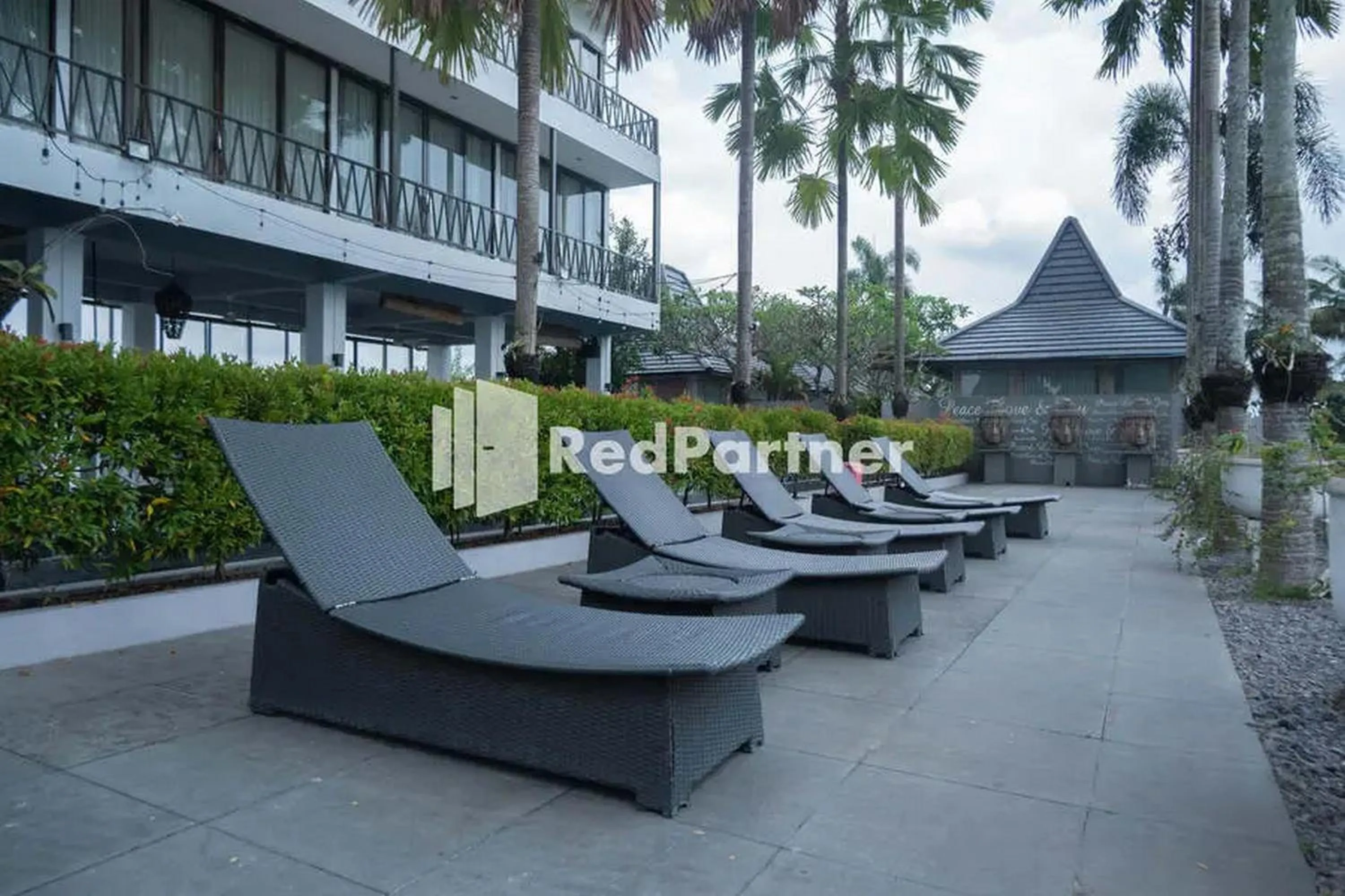 Property building in Sawah Joglo Boutique Villa Mitra RedDoorz