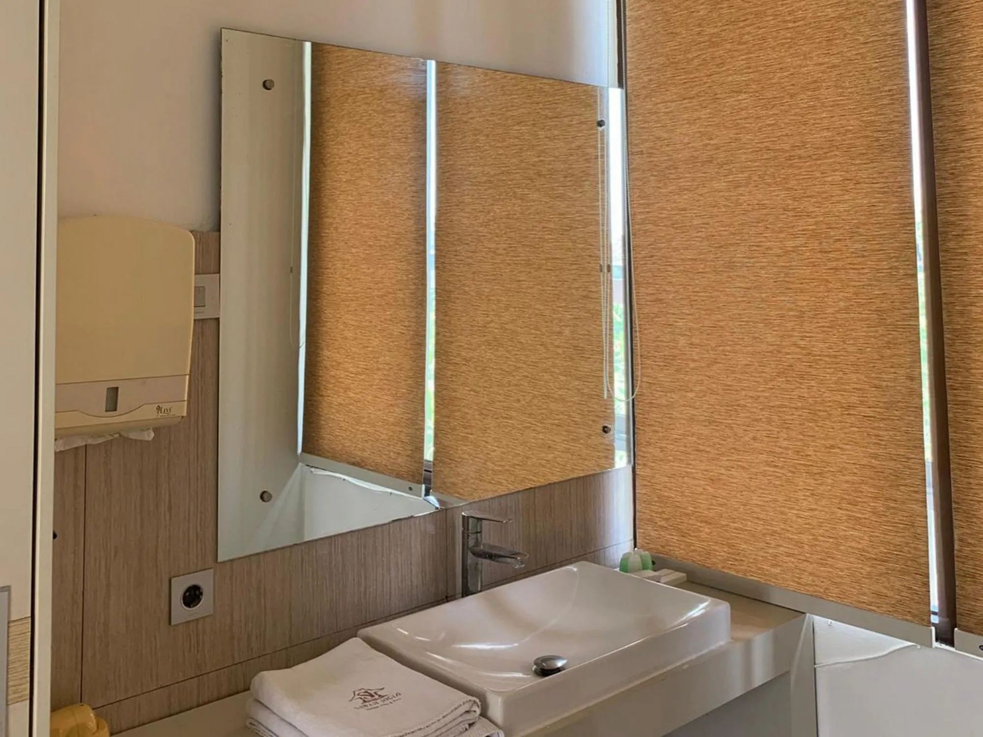 Bathroom in Sawah Joglo Boutique Villa Mitra RedDoorz