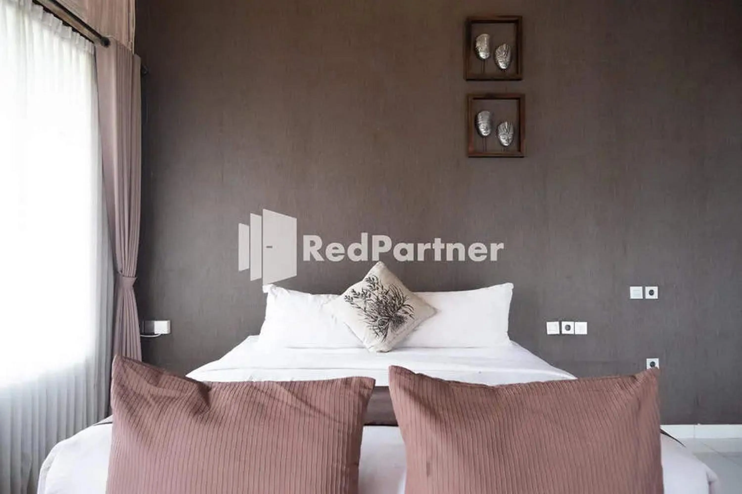 Bedroom, Bed in Sawah Joglo Boutique Villa Mitra RedDoorz