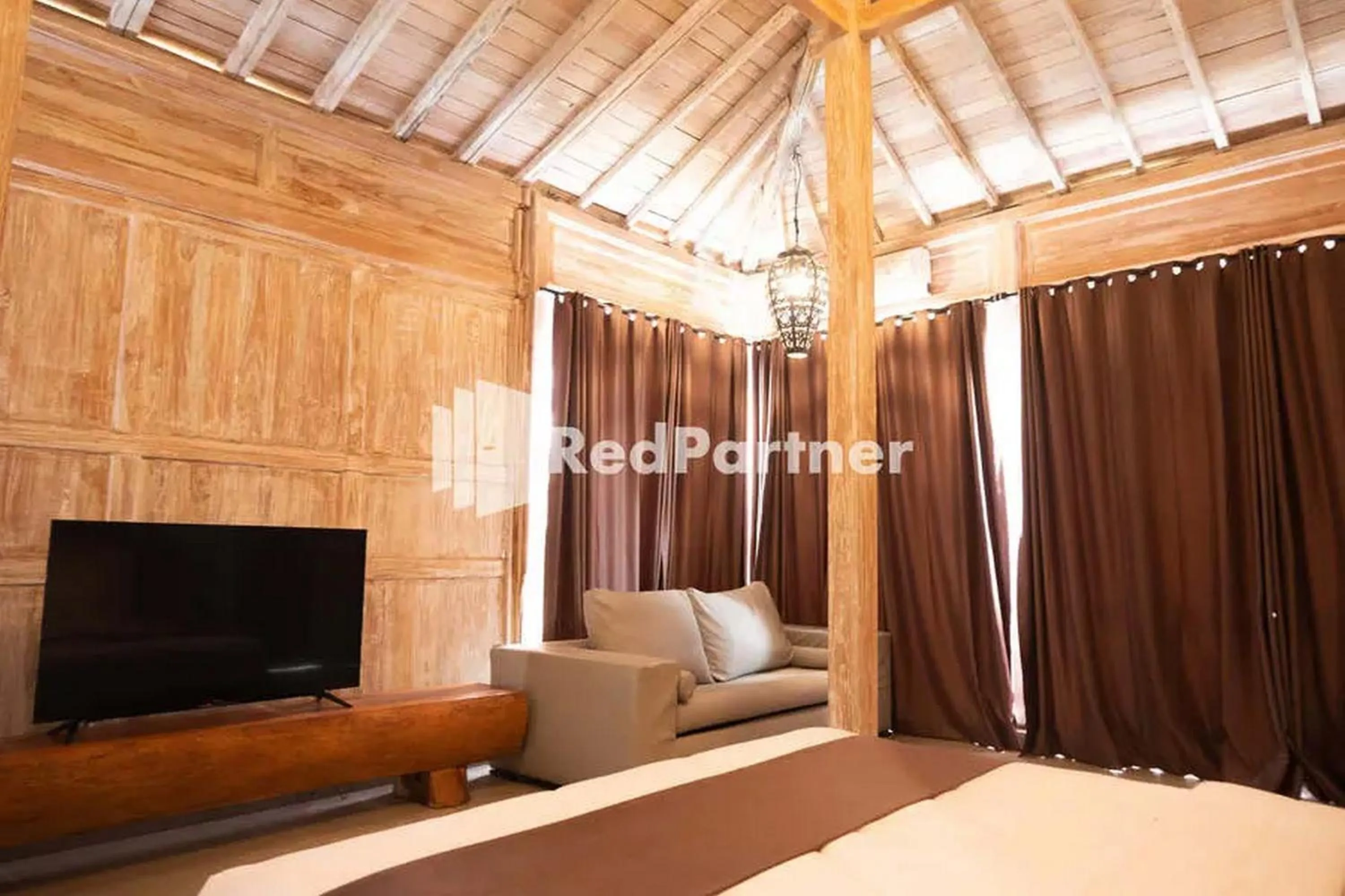 Bedroom in Sawah Joglo Boutique Villa Mitra RedDoorz