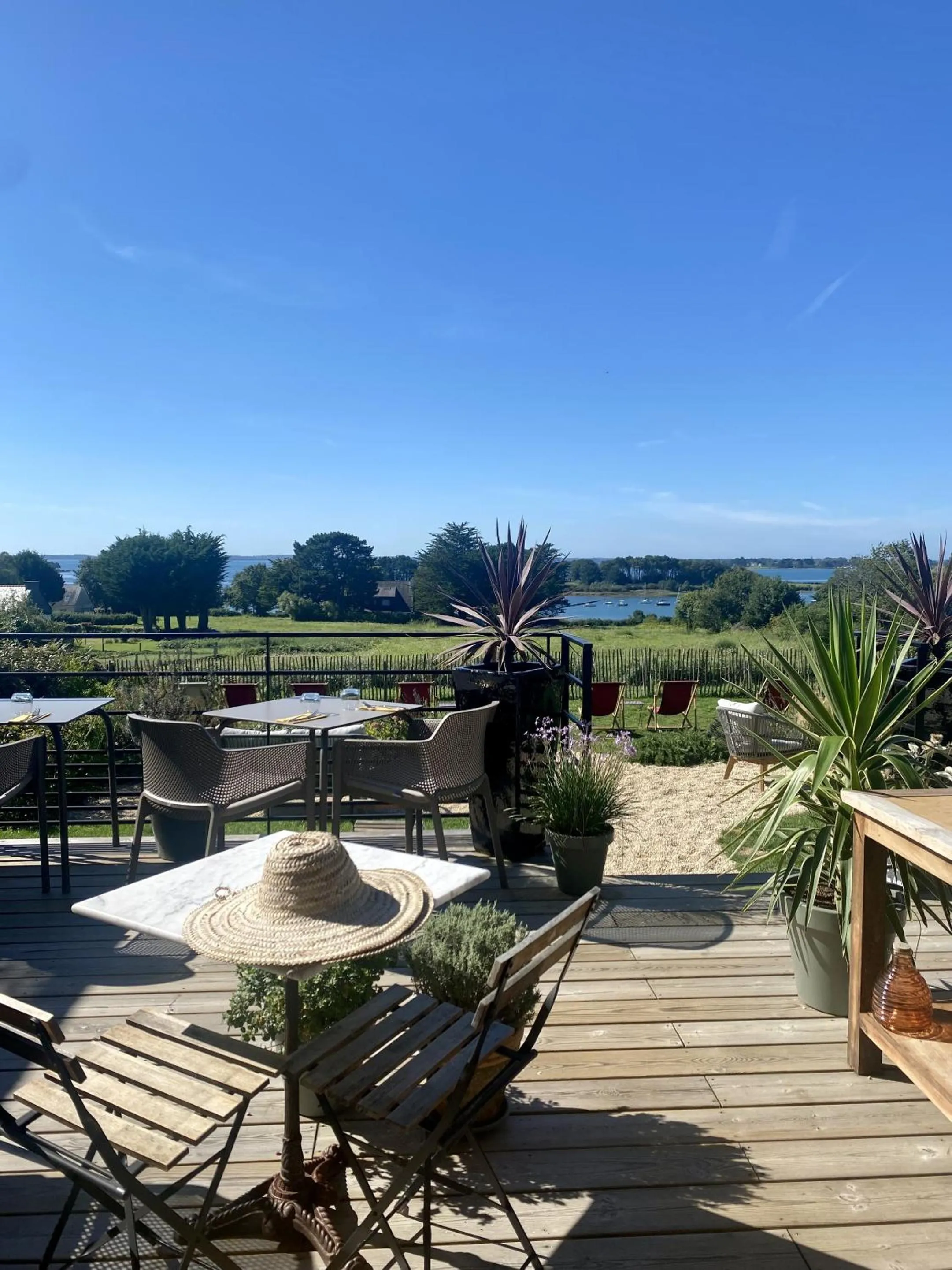 Property building in La Bellevue Bistrot et Chambres d'Hotes