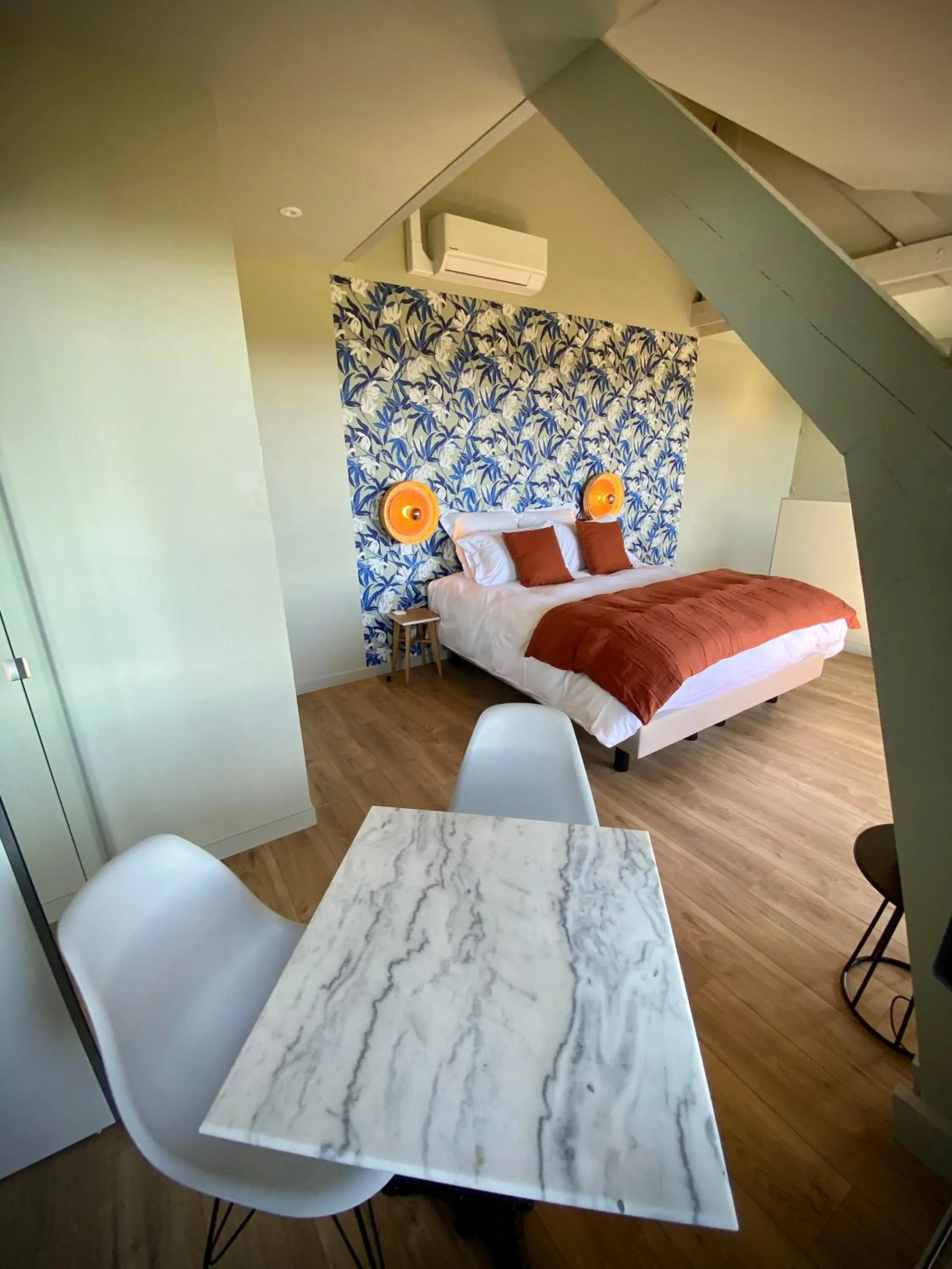 Bedroom, Bed in La Bellevue Bistrot et Chambres d'Hotes