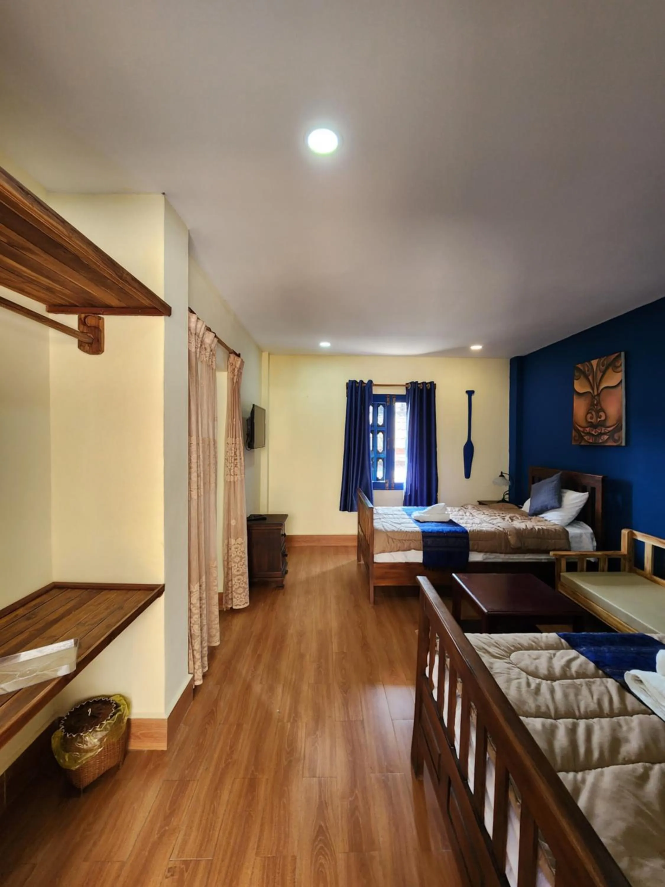 Photo of the whole room in Maison Zen Aphay