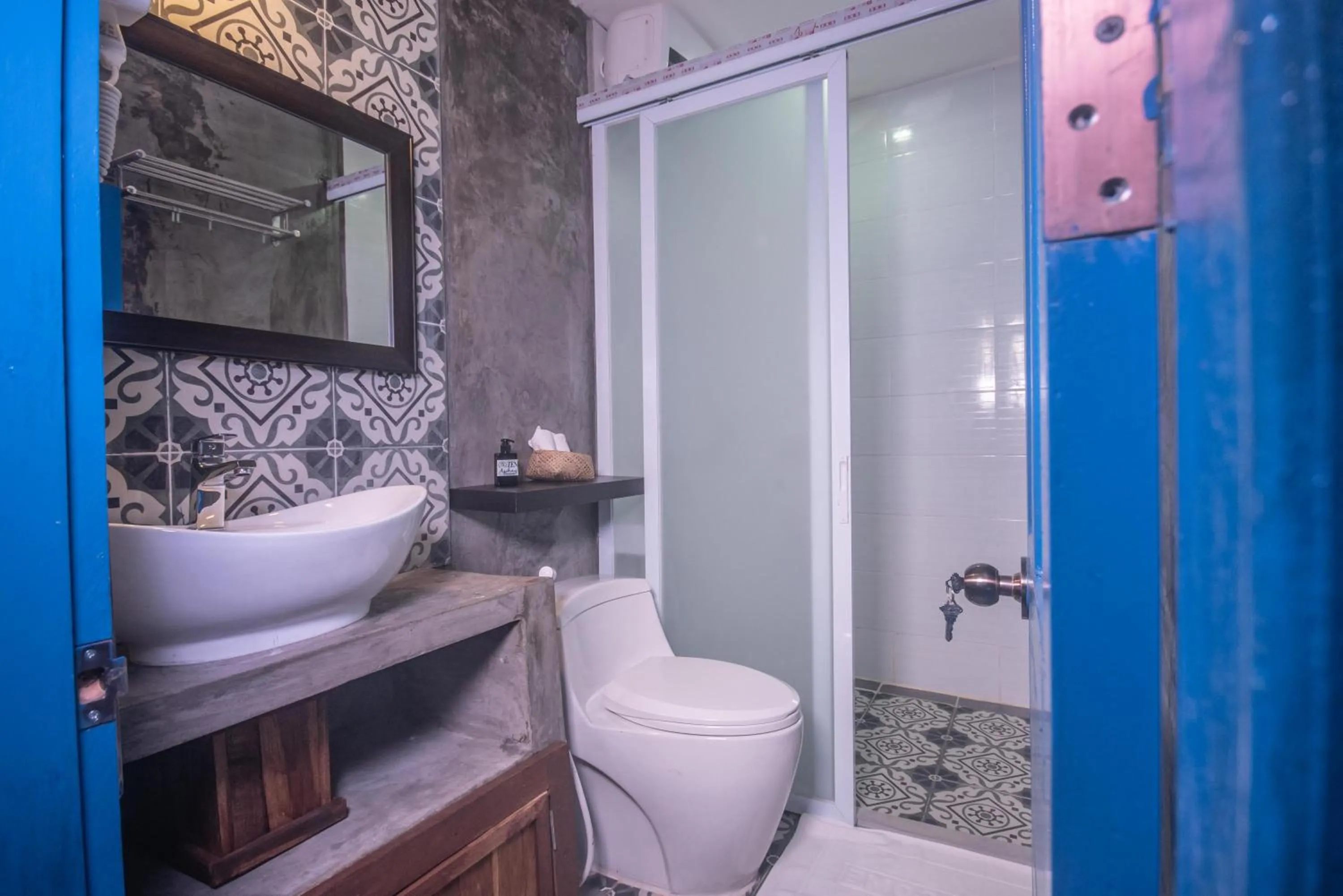 Toilet in Maison Zen Aphay