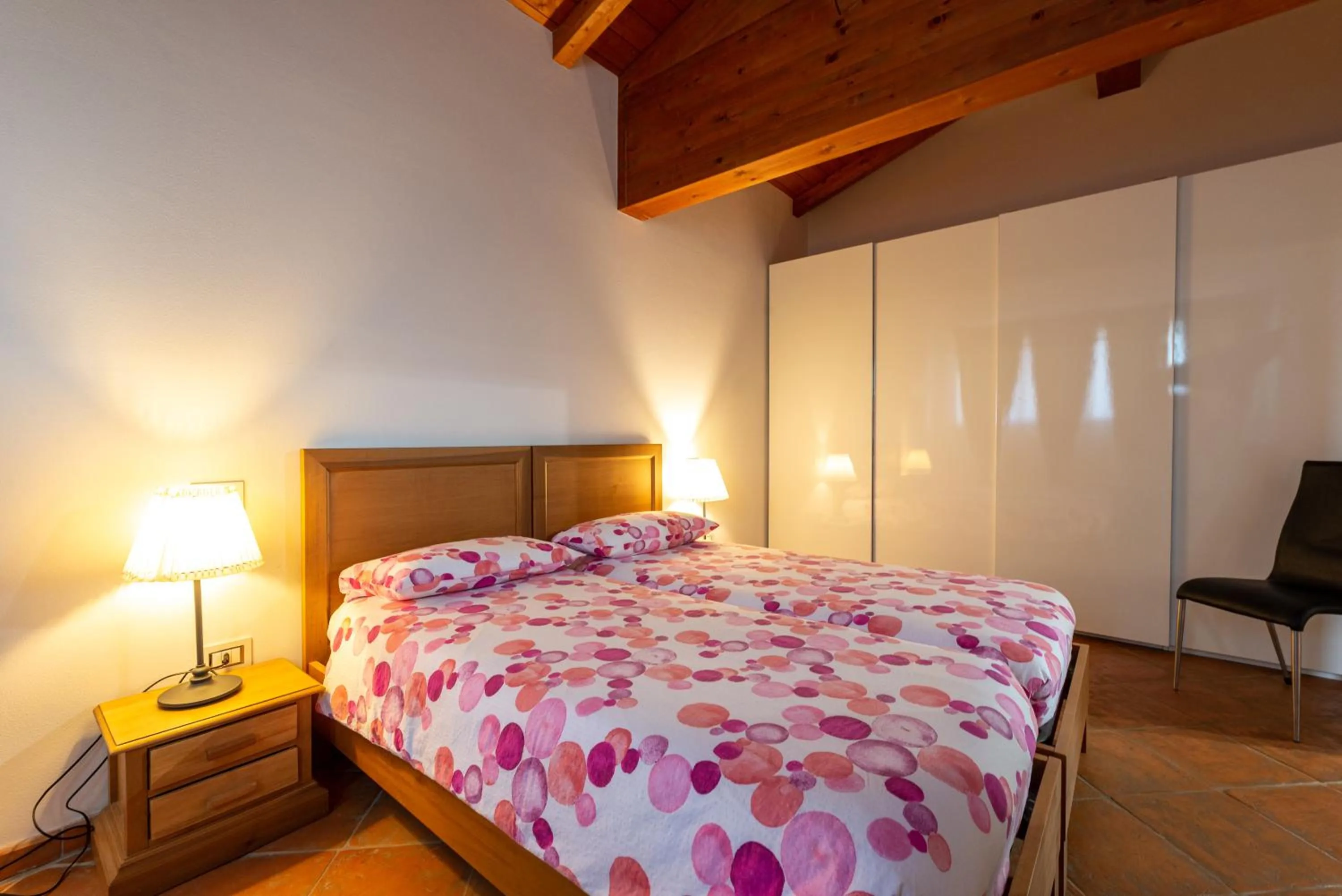 Bedroom, Bed in Massa Vecchia