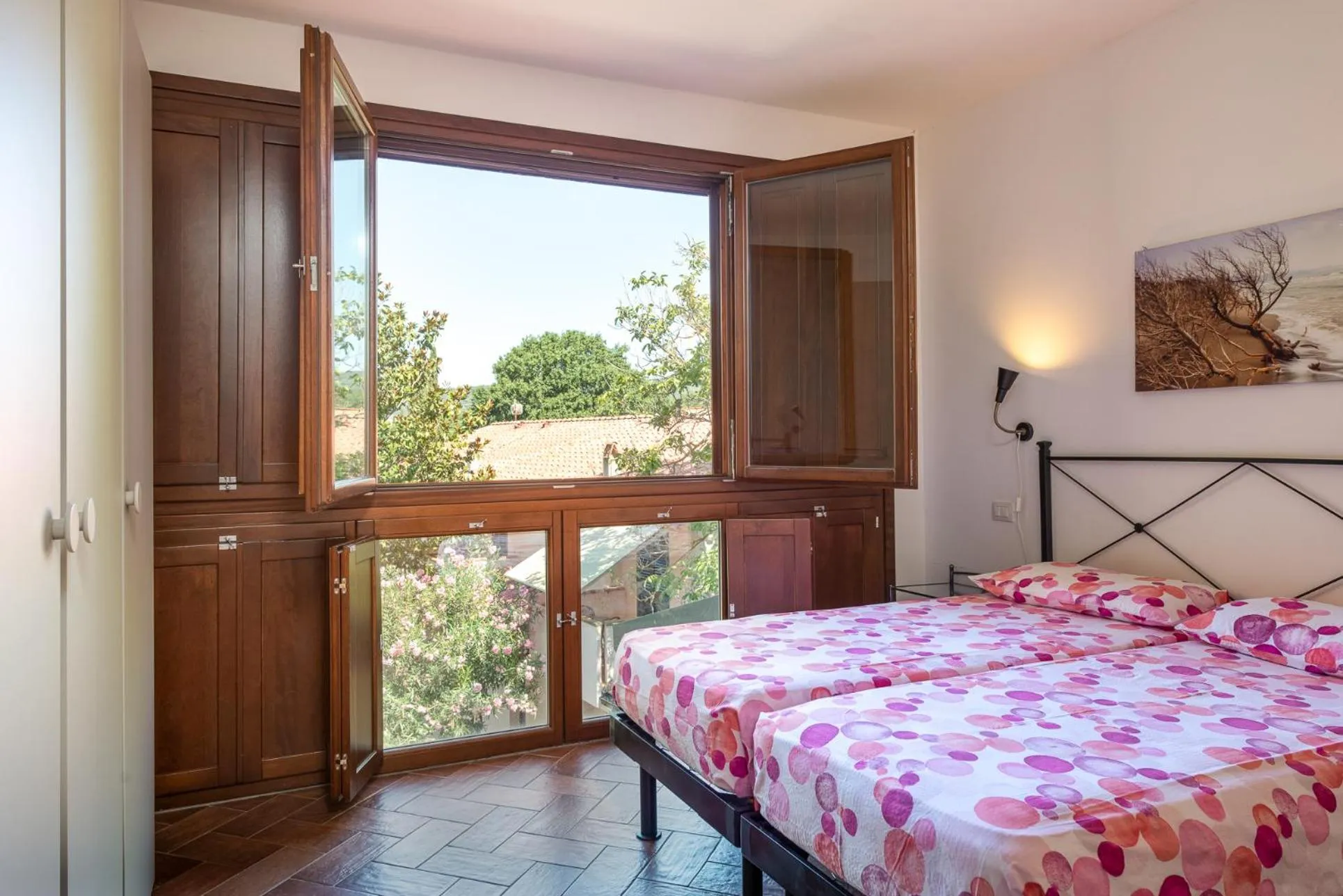 Bedroom, Bed in Massa Vecchia