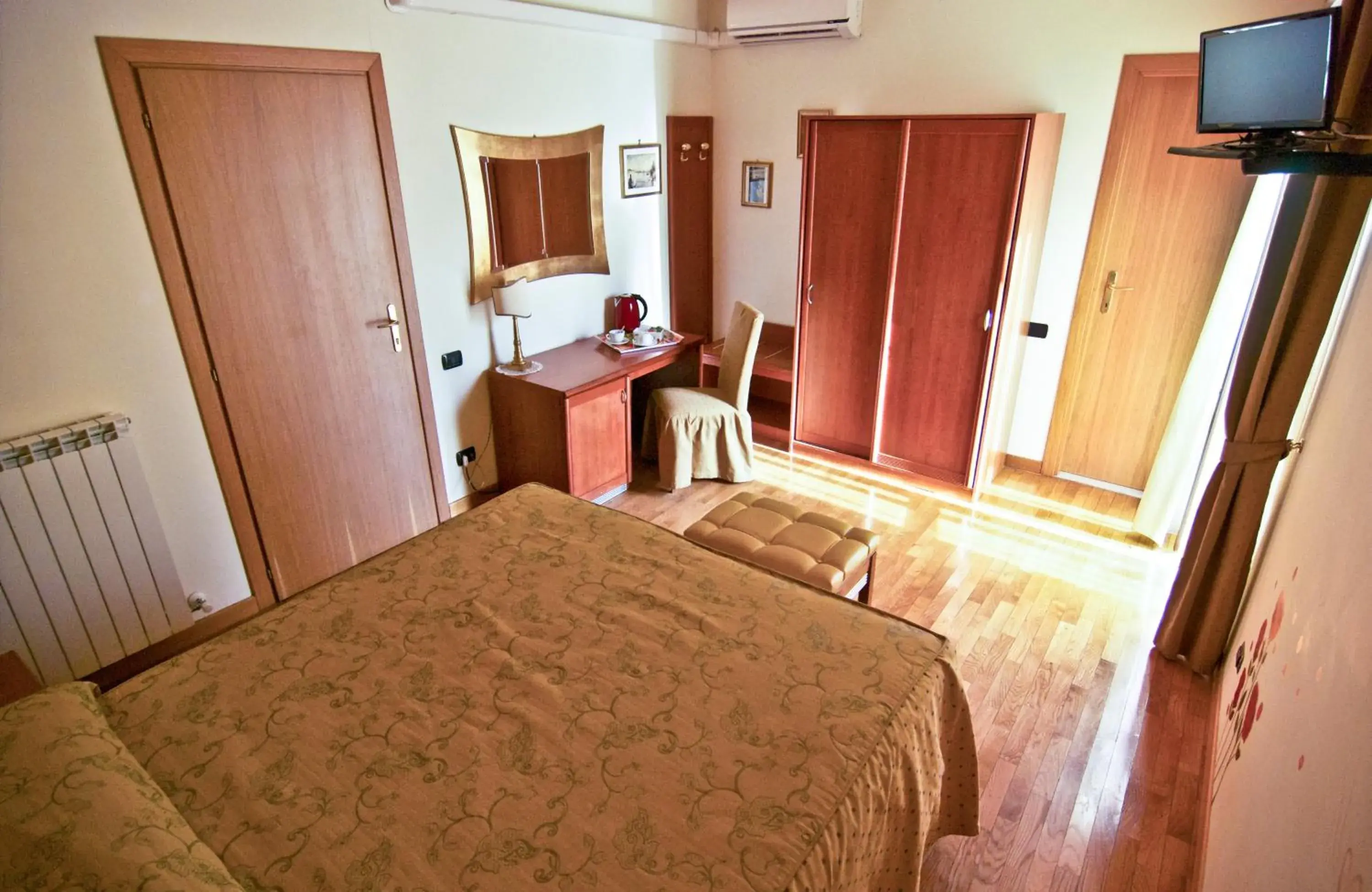 Standard Double Room in Hotel Picchio Standard Double Room in Hotel Picchio