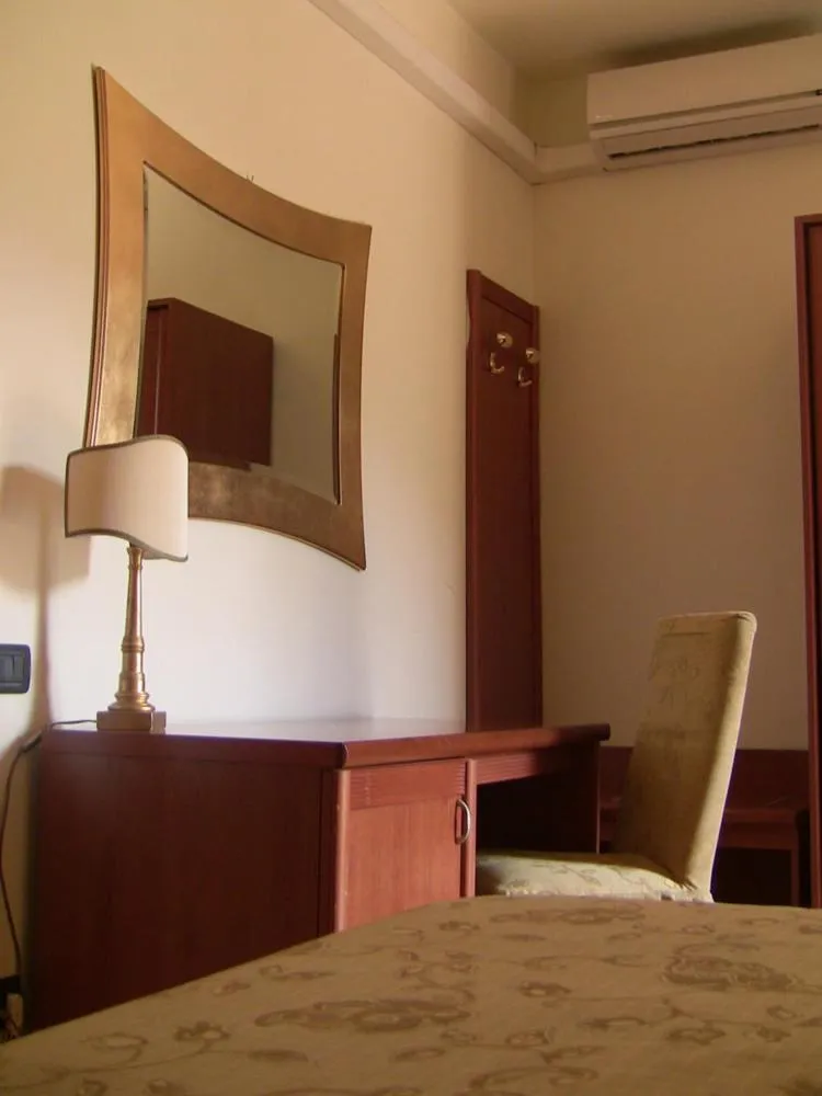 Bed in Hotel Picchio