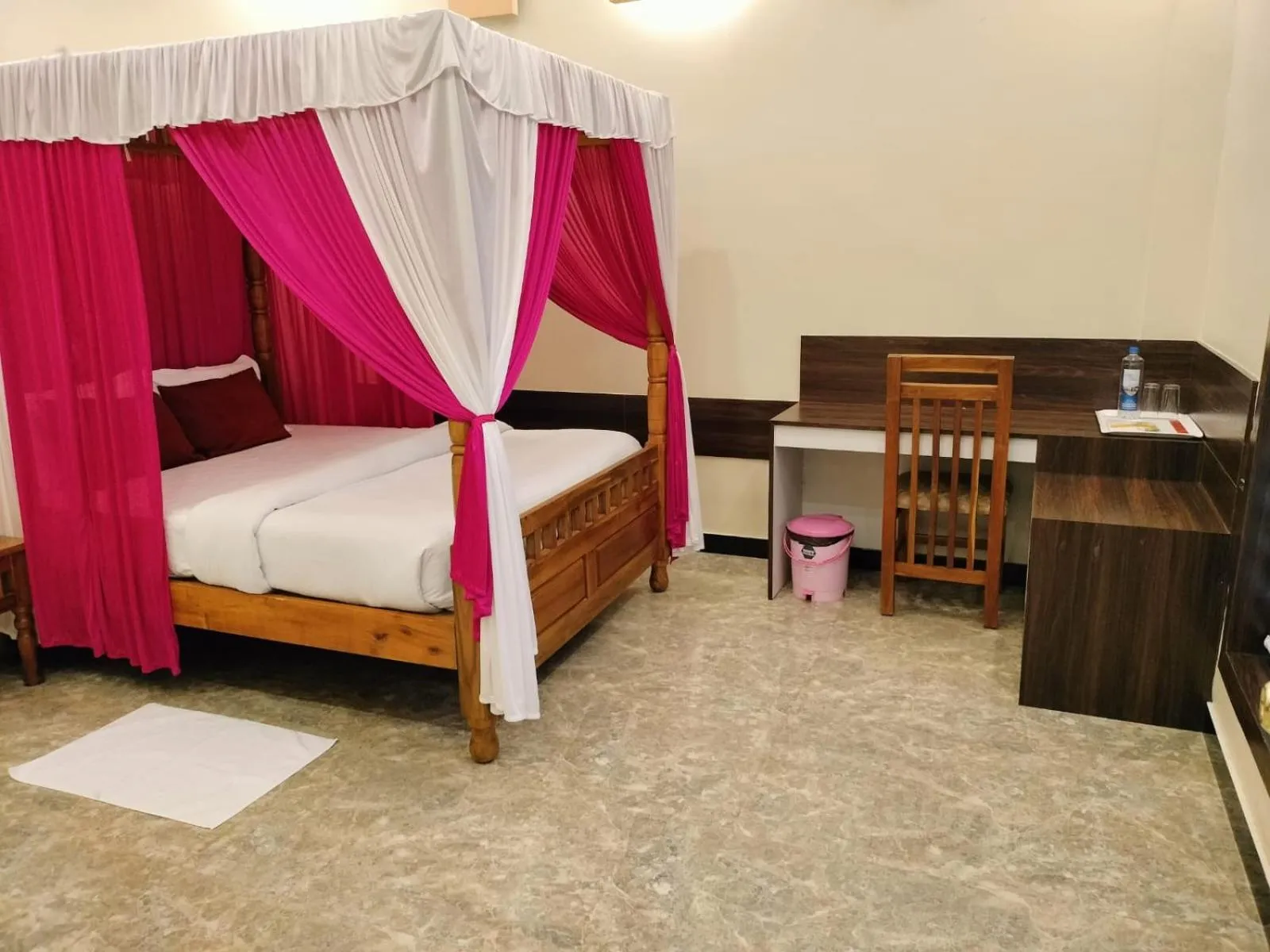 Bed in Orange Valley Plantation Holiday Coorg